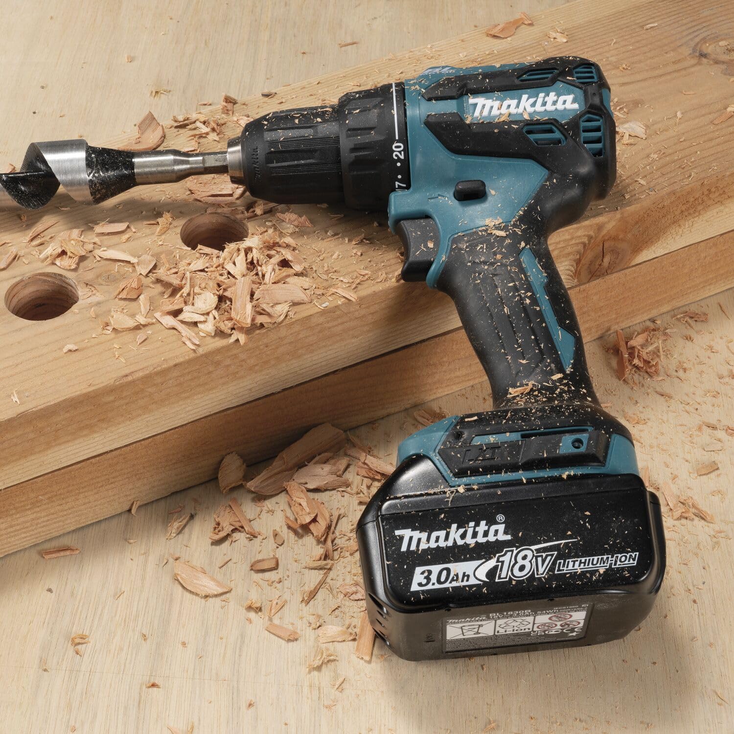 MAKITA DDF490RTJ wiertarko-wkrętarka akumulatorowa 18 V