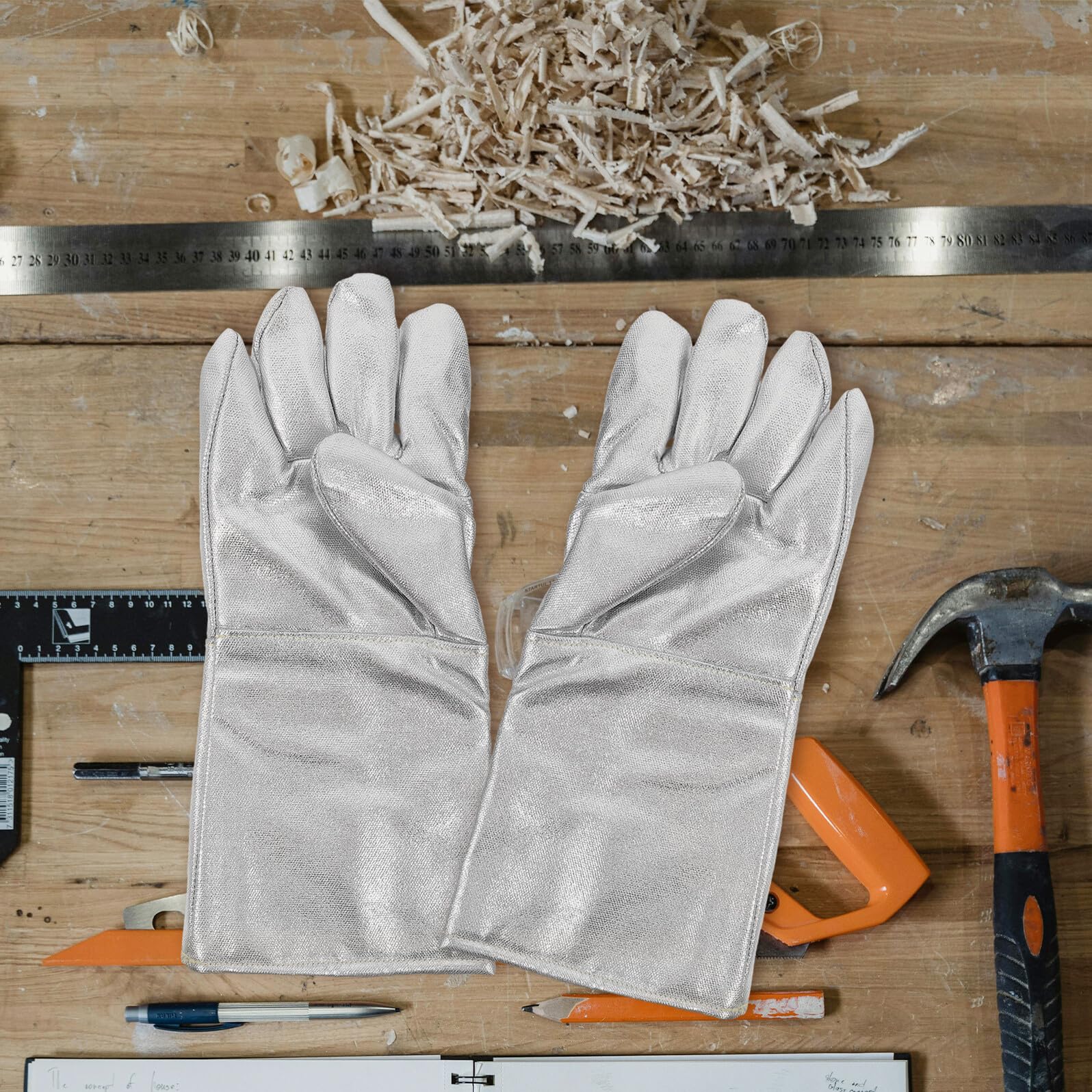 Hitzebeständige Hitzeschutzhandschuhe Flexible Gewerbliche Arbeitshandschuhe aus Aluminiumfolie 2 Stück mit Feuerfestigkeit für Schweißen und Backen