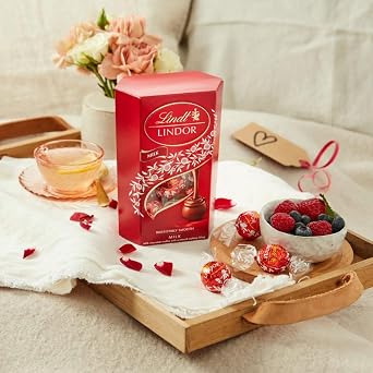 Lindt Milk Chocolate Hamper for Birthday Gifts - Assortment of 200g Smooth Truffles, 2 x 100g Chocolate Bars & 2 x 38g Treat Bars. Great Chocolate Gift for Mothers Day, Fathers Day, Christmas