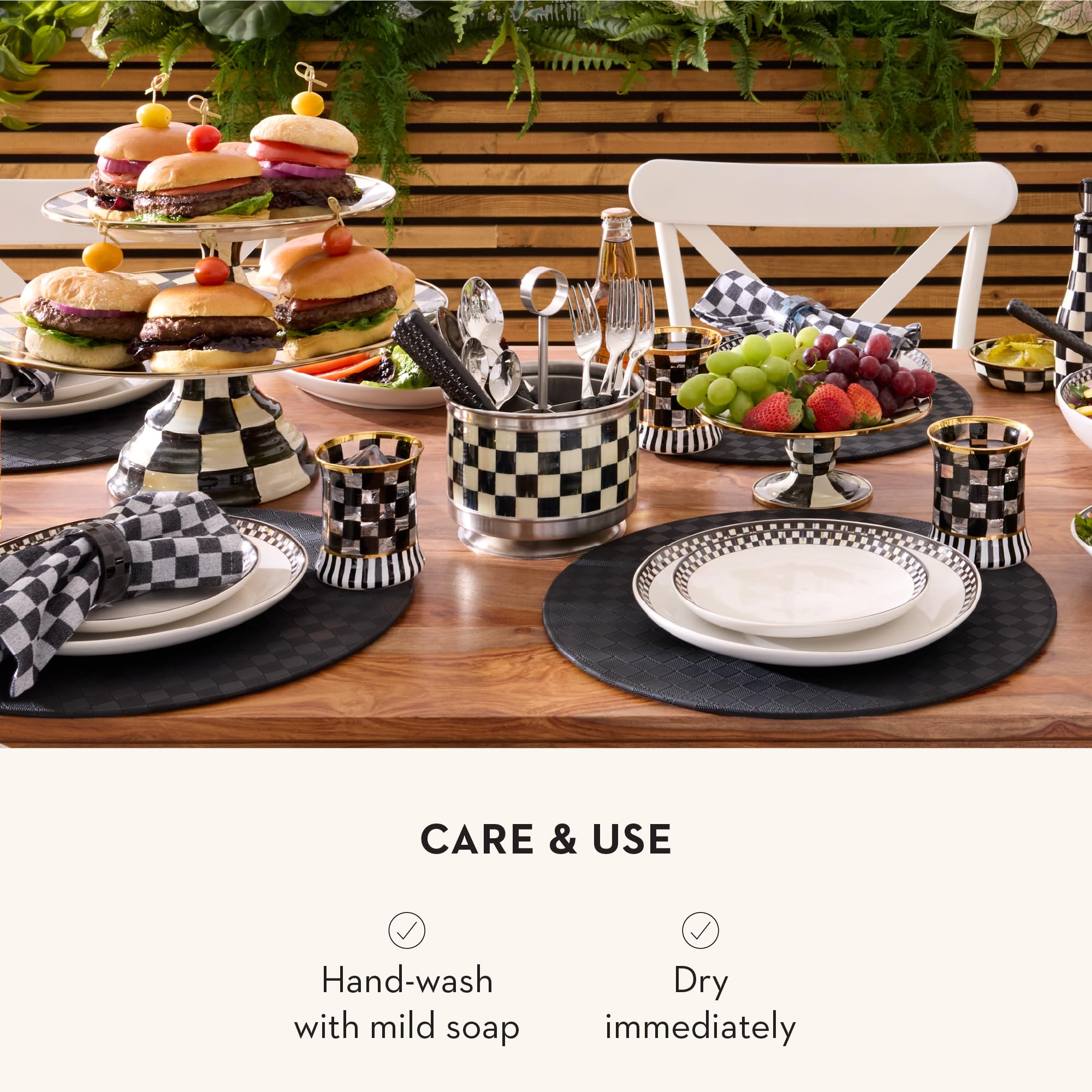 20th Century Dinner Show 2019 アクセサリーケース Amazon.com: MACKENZIE-CHILDS Supper Club Flatware Caddy, Black-and