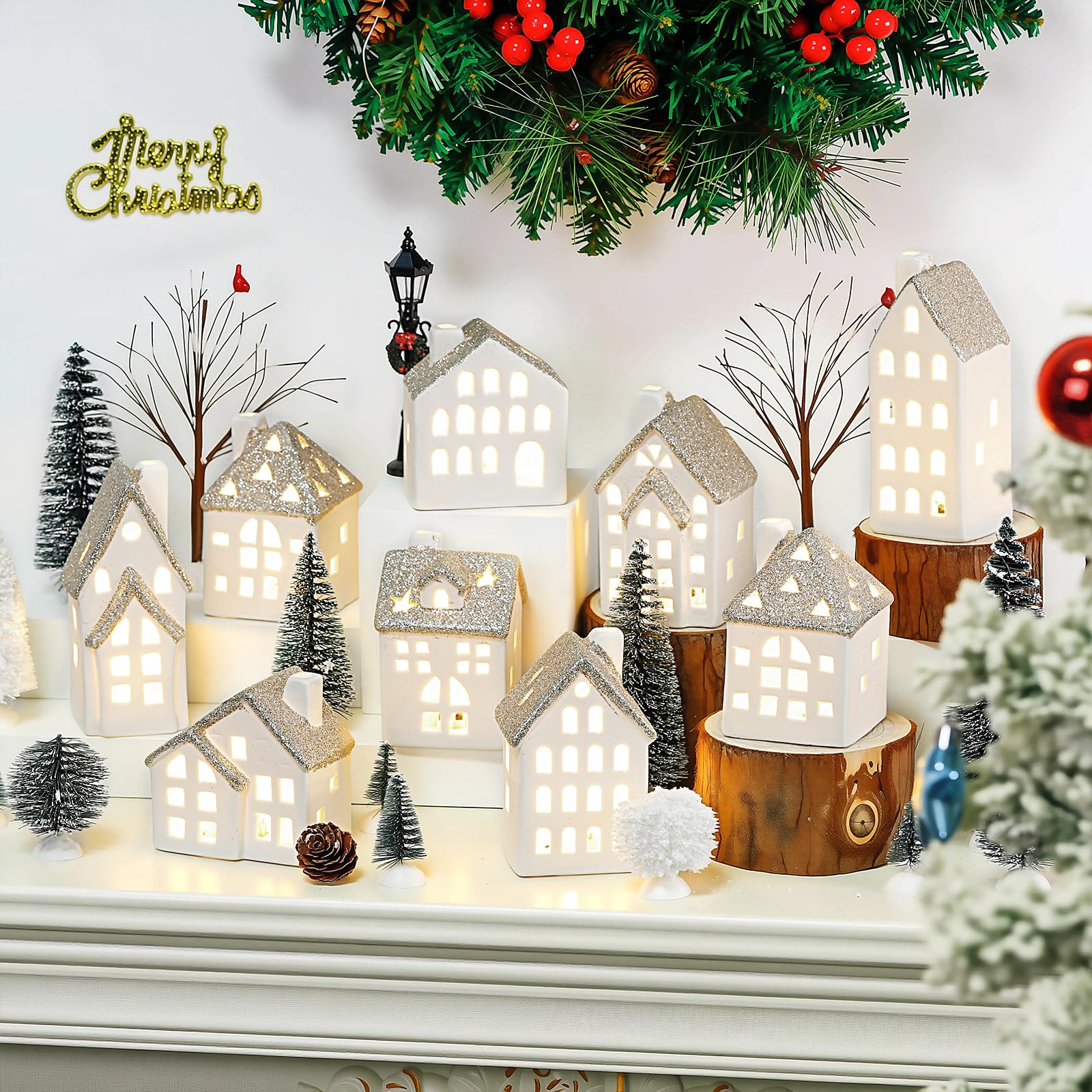 Juego de 29 piezas de cerámica de pueblo de Navidad con luz de té, pinos, lámpara de calle de Navidad, porcelana blanca, decoración de mesa (LR44 integrada)