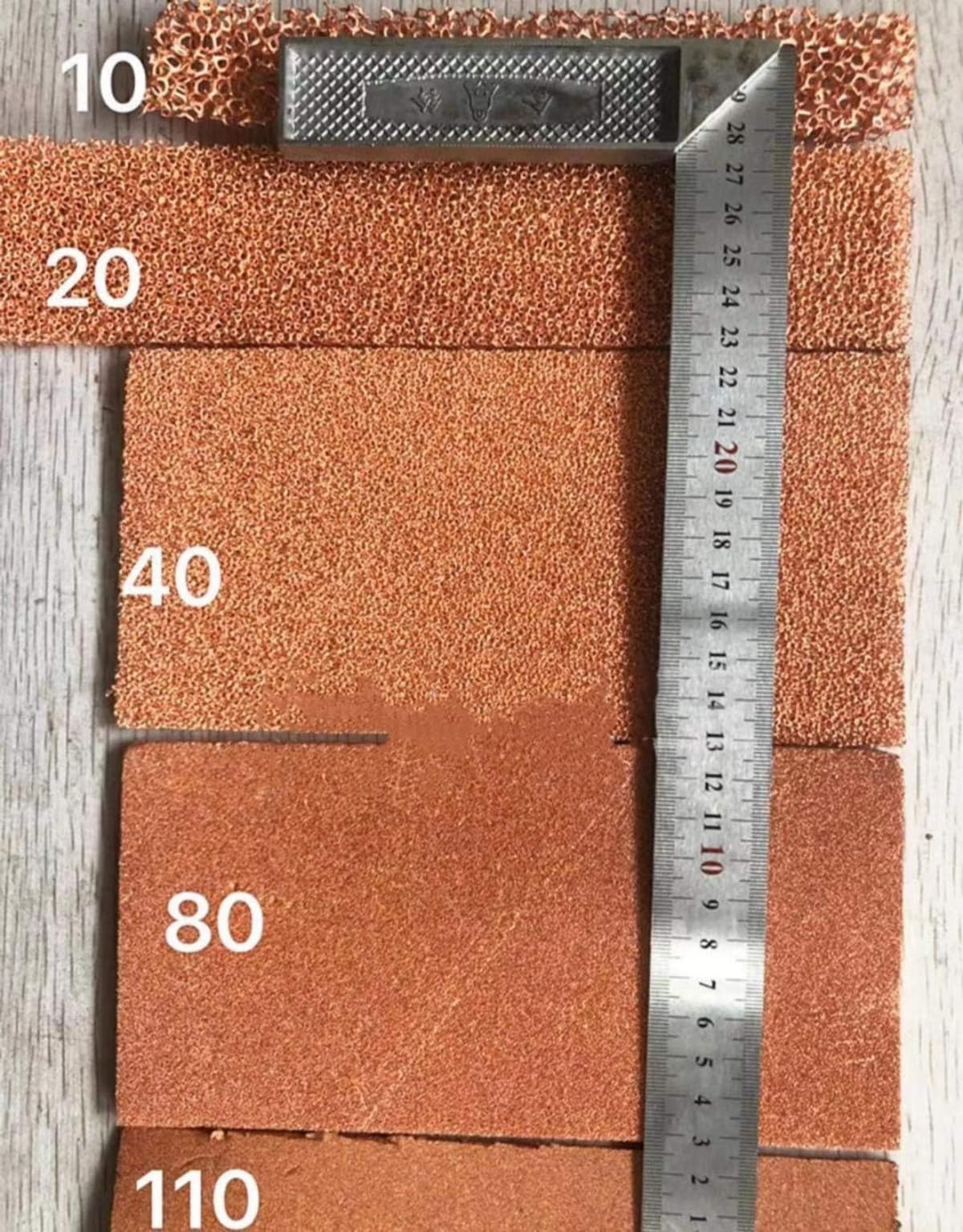 Porowata pianka miedziana - pianka przewodząca do zastosowań w materiałach, zarządzaniu temperaturą i filtracji - 1 szt(200x200x25mm/10PPI)
