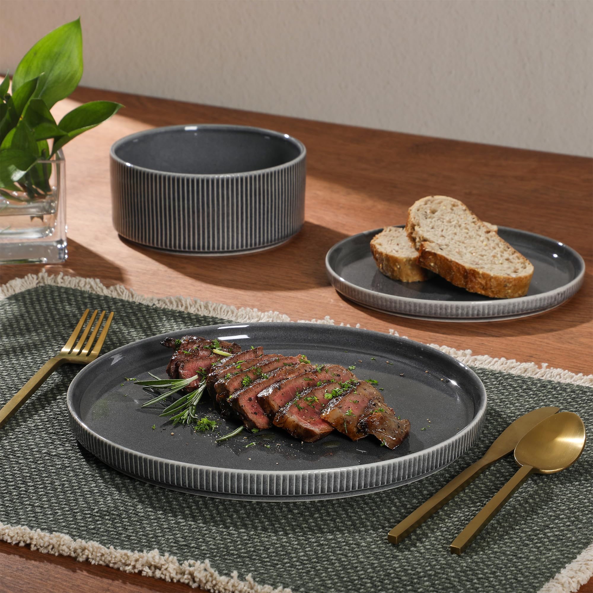 Amazon.com: Gibson Elite Solana Coast 12 Piece Stoneware Reactive