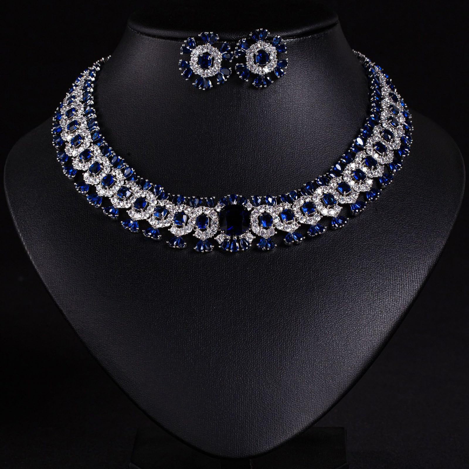 Juego de collar y pendientes de diamantes de imitación