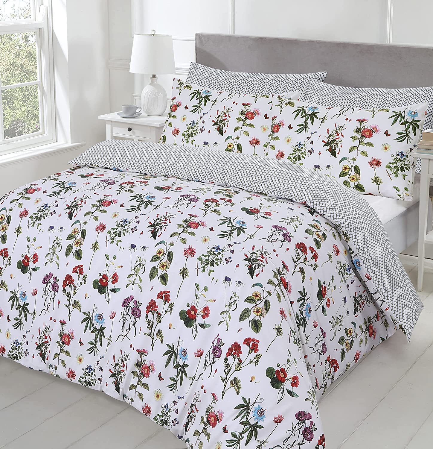 Night Comfort Plant With Leaves - Cream Double Bedding Duvet Set – Modern Printed Polycotton Duvet Cover With 2 Pillowcovers – Easy Care Bedding Set