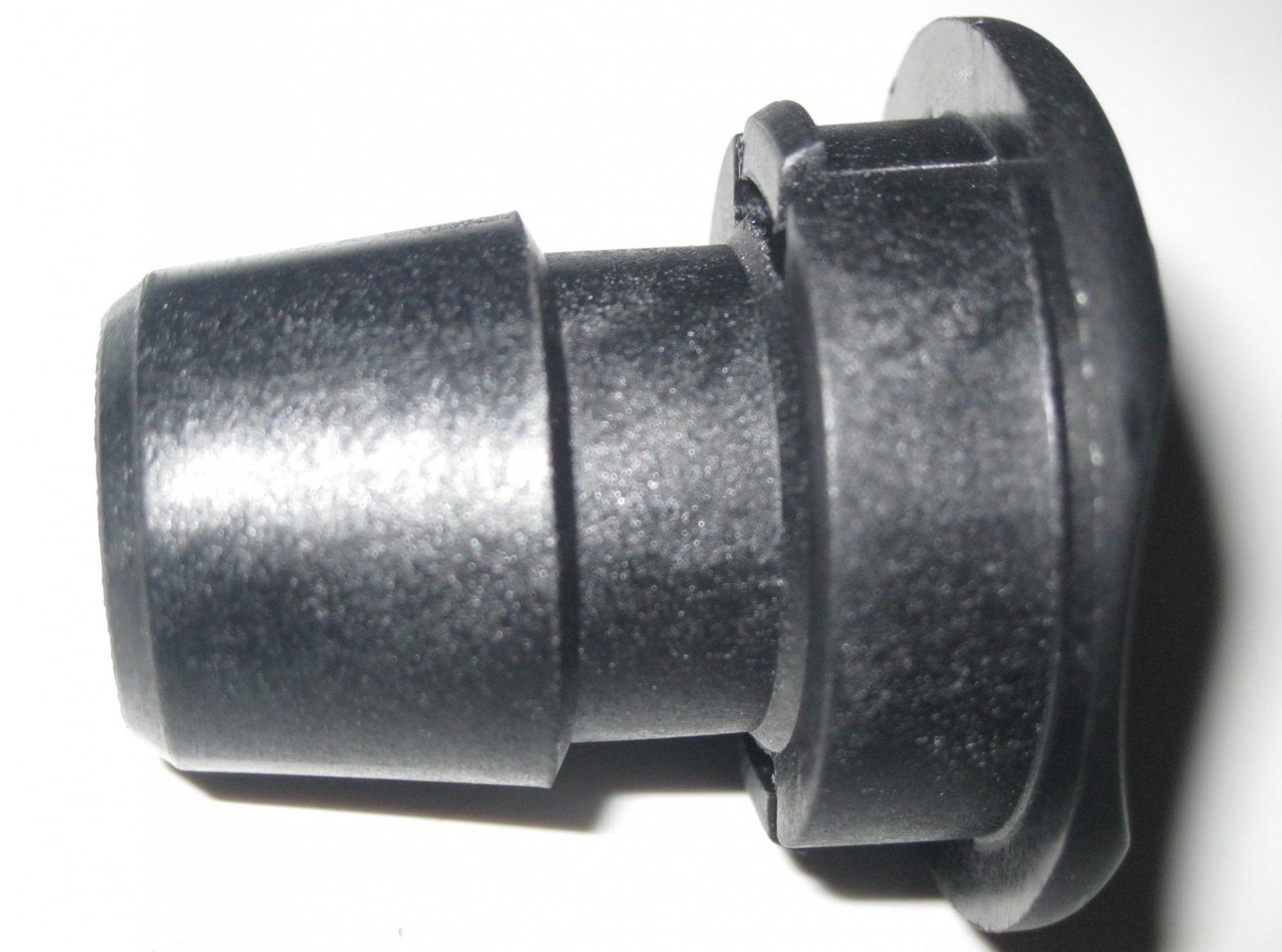 BMW E61 Rear Air Suspension Bag Retainer Location Pin 37106762729 