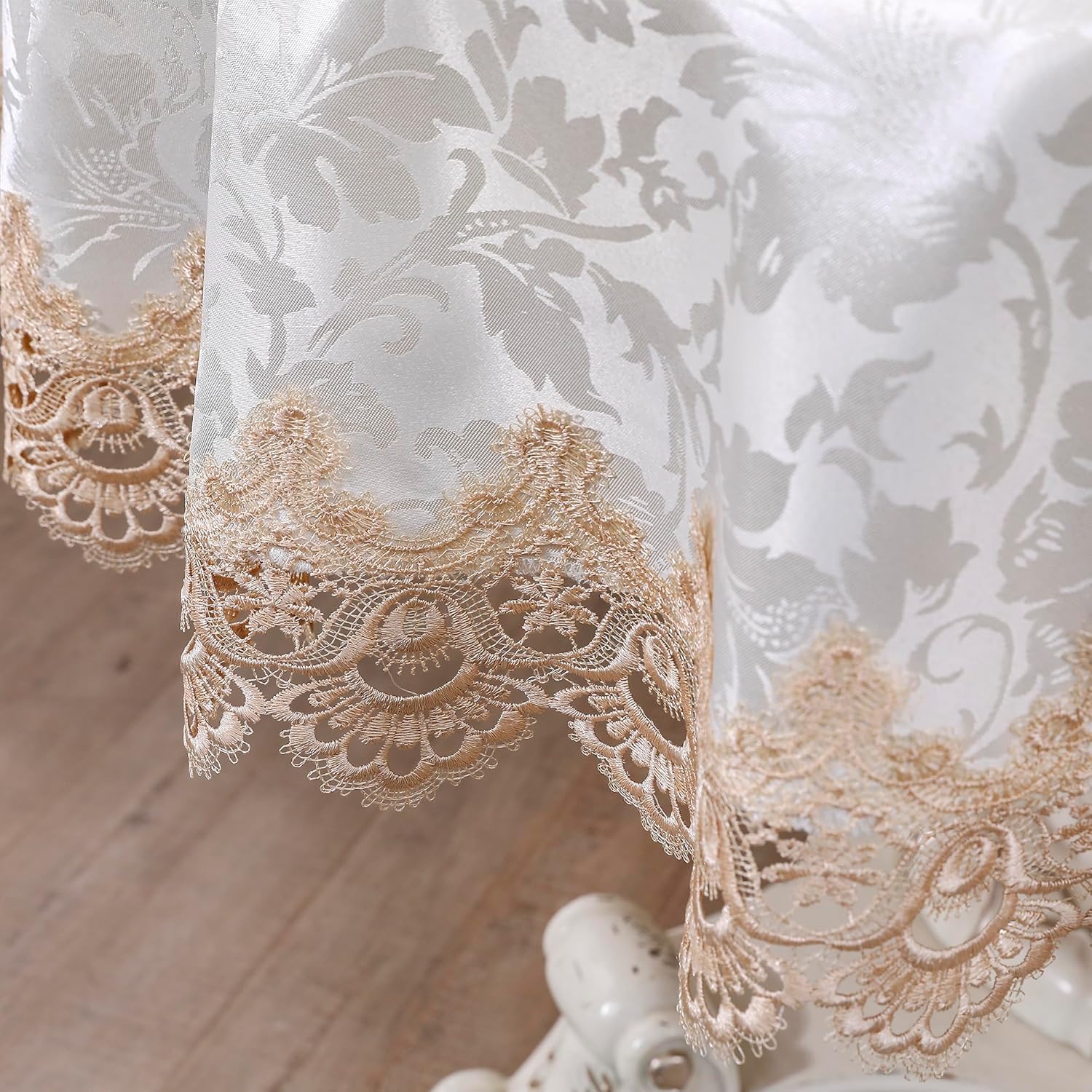 70 Round Tablecloth Lace Dining Table Cover Circular Kitchen Table Cloth for Restaurant Spring Summer Holiday Outdoor Farmhouse Rustic Banquet Party Birthday Picnic Thanksgiving Christmas Easter