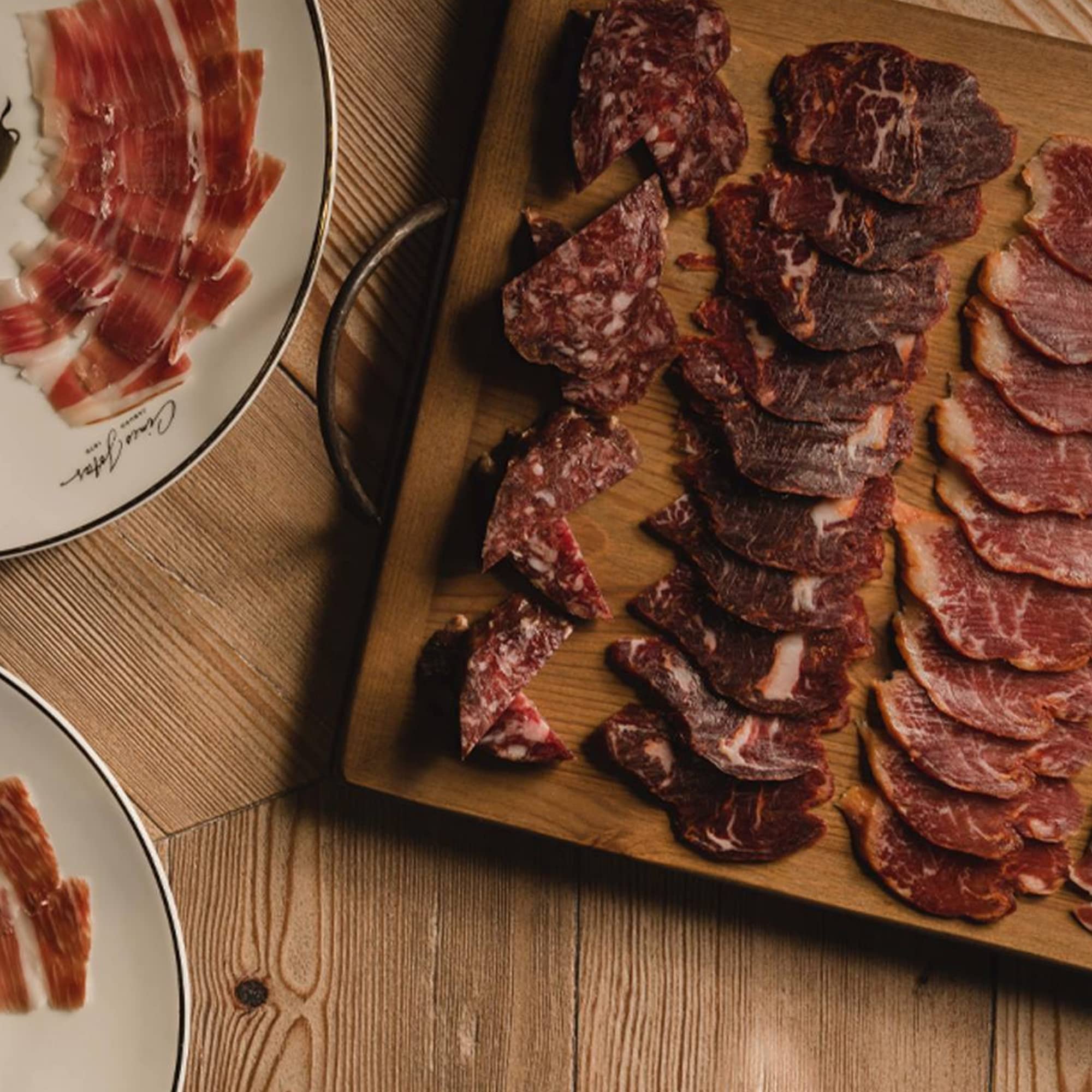 CINCO JOTAS Salame Spagnolo Bellota 100% Iberico | Salame Salchichón de Bellota, Qualità 5J | Maiali Iberici Ruspanti alimentati con Ghiande - Mezza Canna 500 gr circa