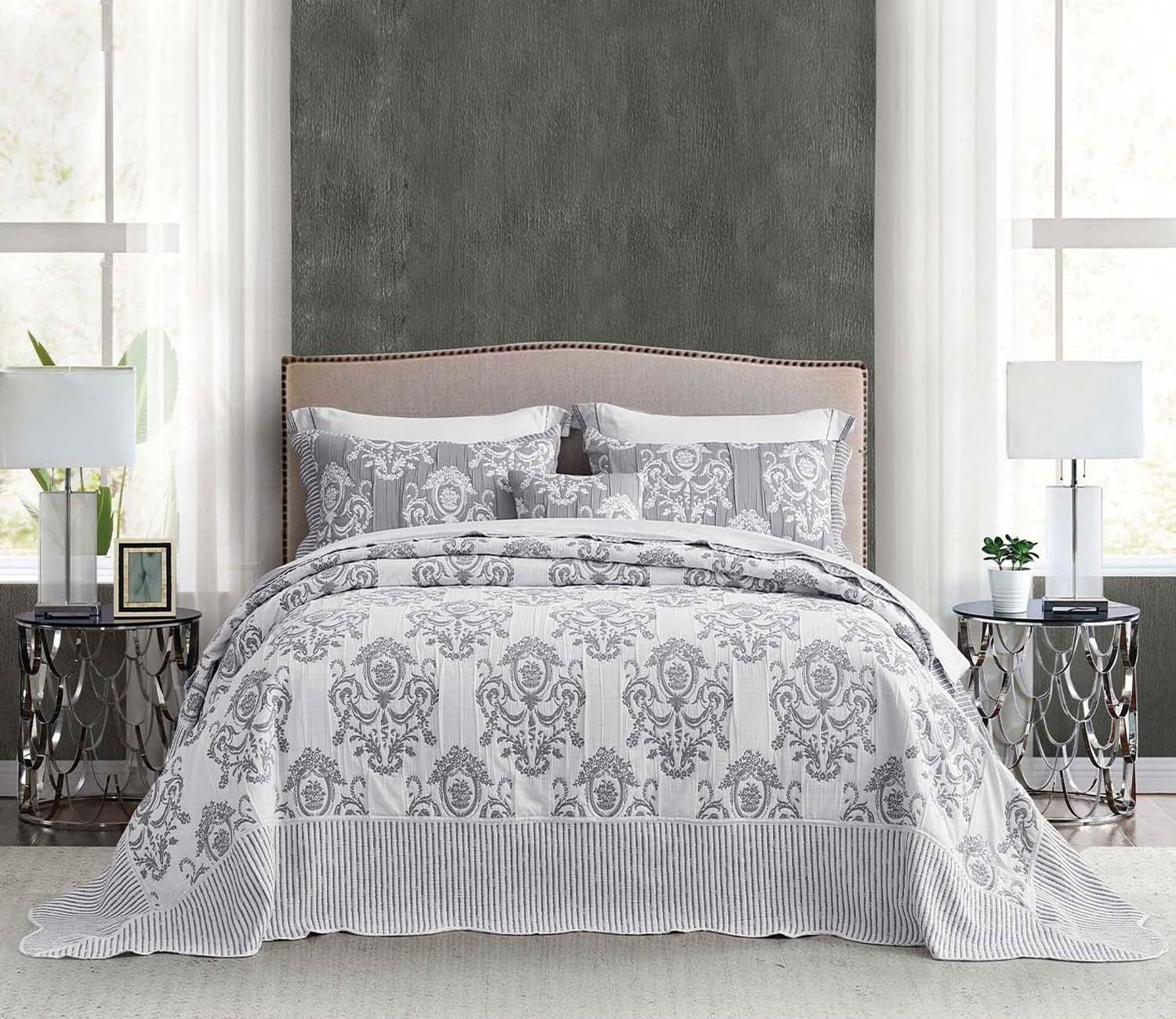 HZ & HY Oversized King Bedspread, Jacquard Matelasse Damask Pattern Design, Lightweight, Reversible, 5 Piece, 100% Microfiber, Grey