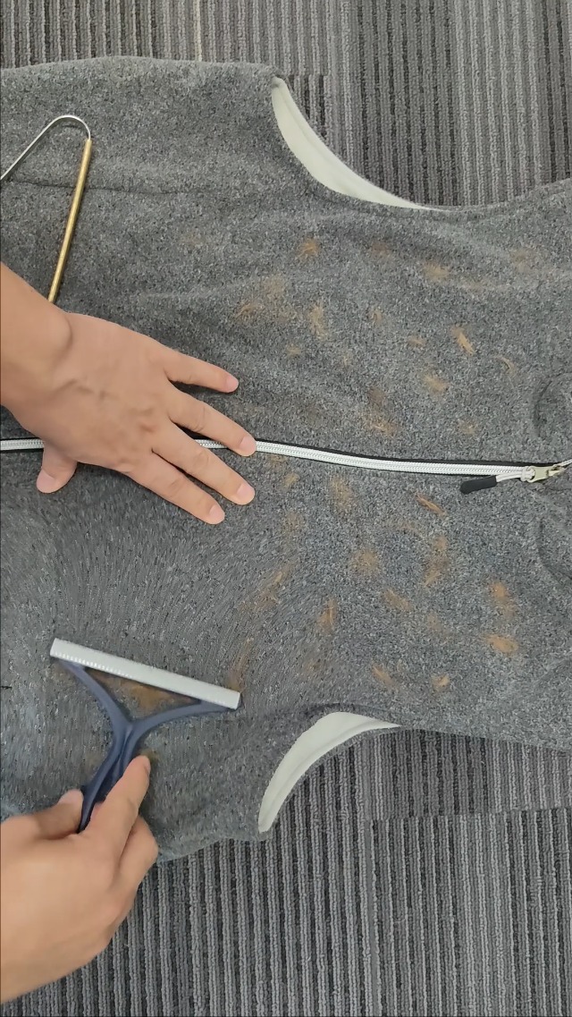 3-Pack Pet Hair Removal Tool,Dog Cat Hair Remover,Lint Shaver Cleaner Pro,Fur Removal Tool,Portable Carpet Scraper,Carpet Rake,Pet Hair Brush for Carpet,Clothes,Car Mats,Couch,Pet Bed,Furniture - image 8