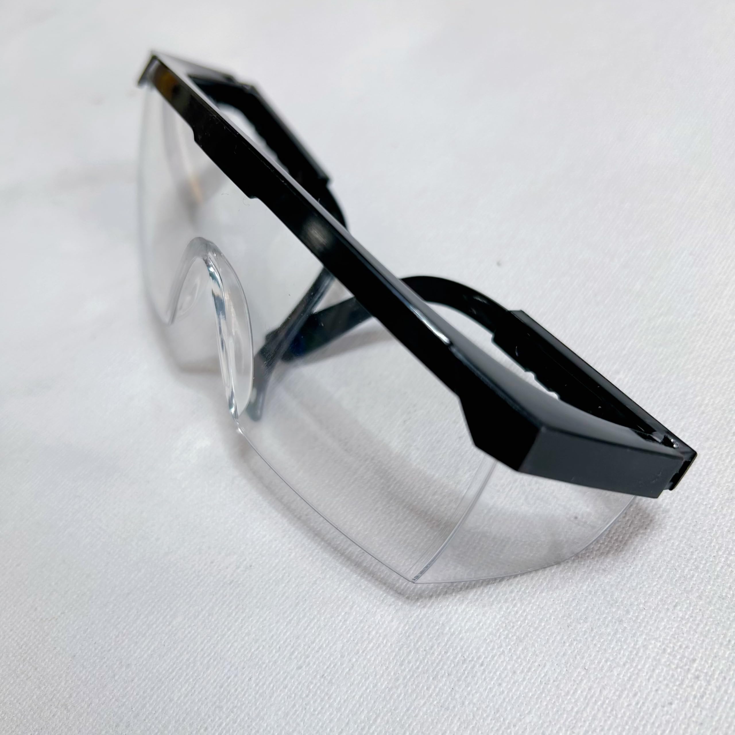 huameichang Safety Glasses, Anti-fog, Scratch Resistant Clear Wraparound Lenses and No-Slip Grips, Adjustable, Lab Goggles