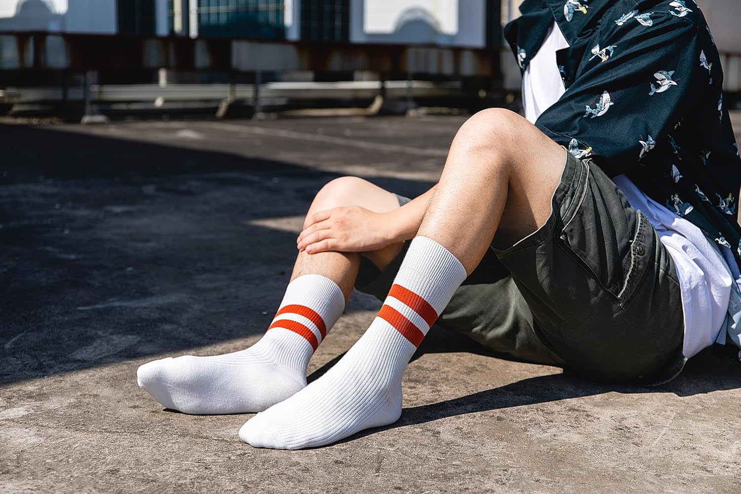 4 Pairs Men Striped colouful Crew Socks - Retro Athletic Casual Cotton Socks - Novelty Socks For Men - Image 2