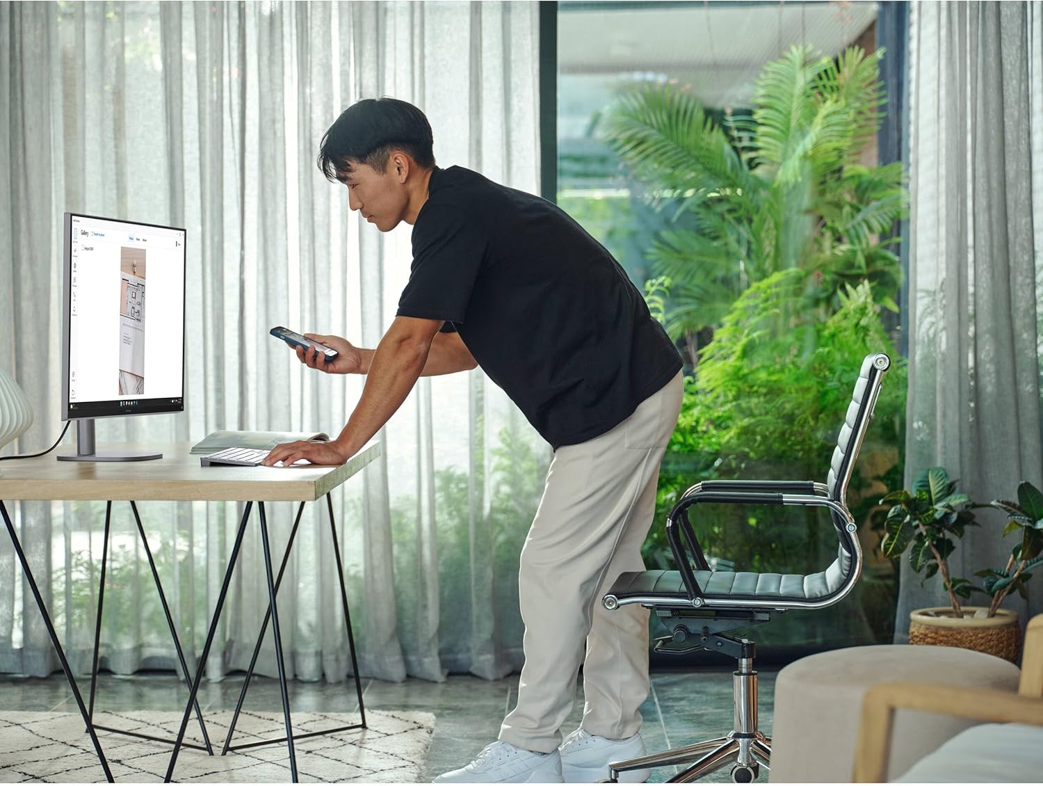 HP OmniStudio X 27" All-in-One Desktop Computer, FHD IPS Display, 14-core Intel Core Ultra 5 125H, 32GB DDR5, 2TB SSD, Wi-Fi 7, HDMI, USB-C, RJ-45, Wireless KB & Mouse, Windows 11 Home