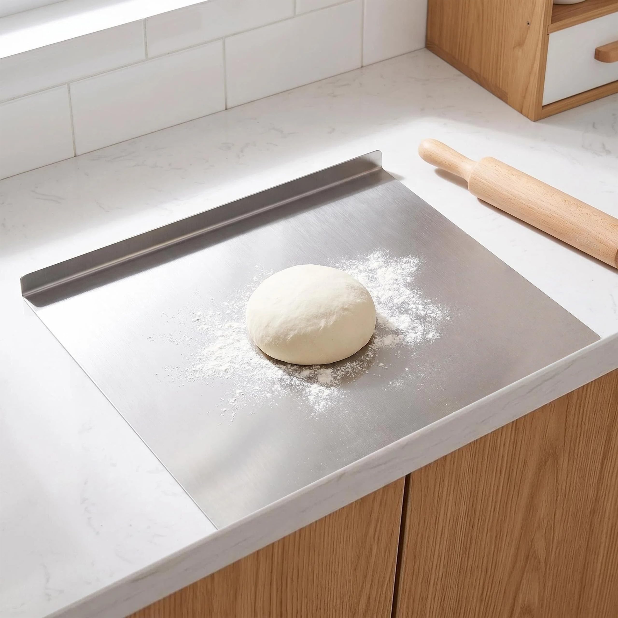 Edelstahl-Schneidebrett, Edelstahl Arbeitsplatte, Rutschfeste Schneidebrett mit Kante, Arbeitsplatte mit Schneidebrett für Küche Bar Restaurant zum Kneten von Pizza Brot Kuchen (50x60cm)