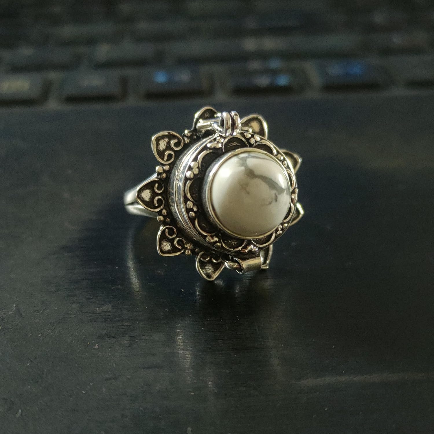 Vintage Poison Ring|Natural Moss Agate,Poison Ring|Secret Compartment| Boho Hippie|925 Sterling Silver Plated| Halloween Day Gift, Pill Ring