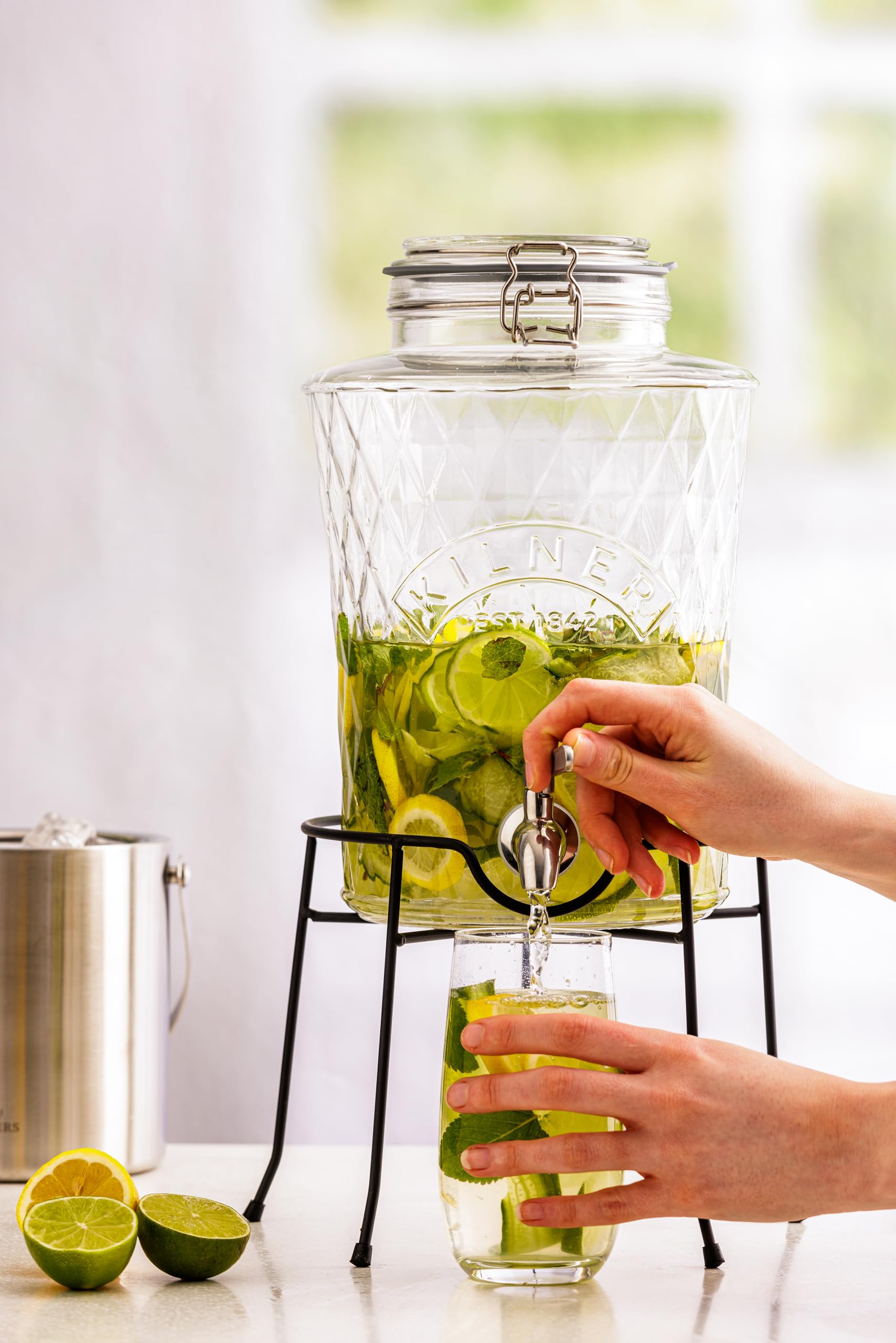 Kilner Diamond - Dispensador de bebidas de cristal de 5 litros con grifo de acero inoxidable, tapa hermética con clip y sello de silicona, ideal para zumos, cócteles y bebidas infundidas
