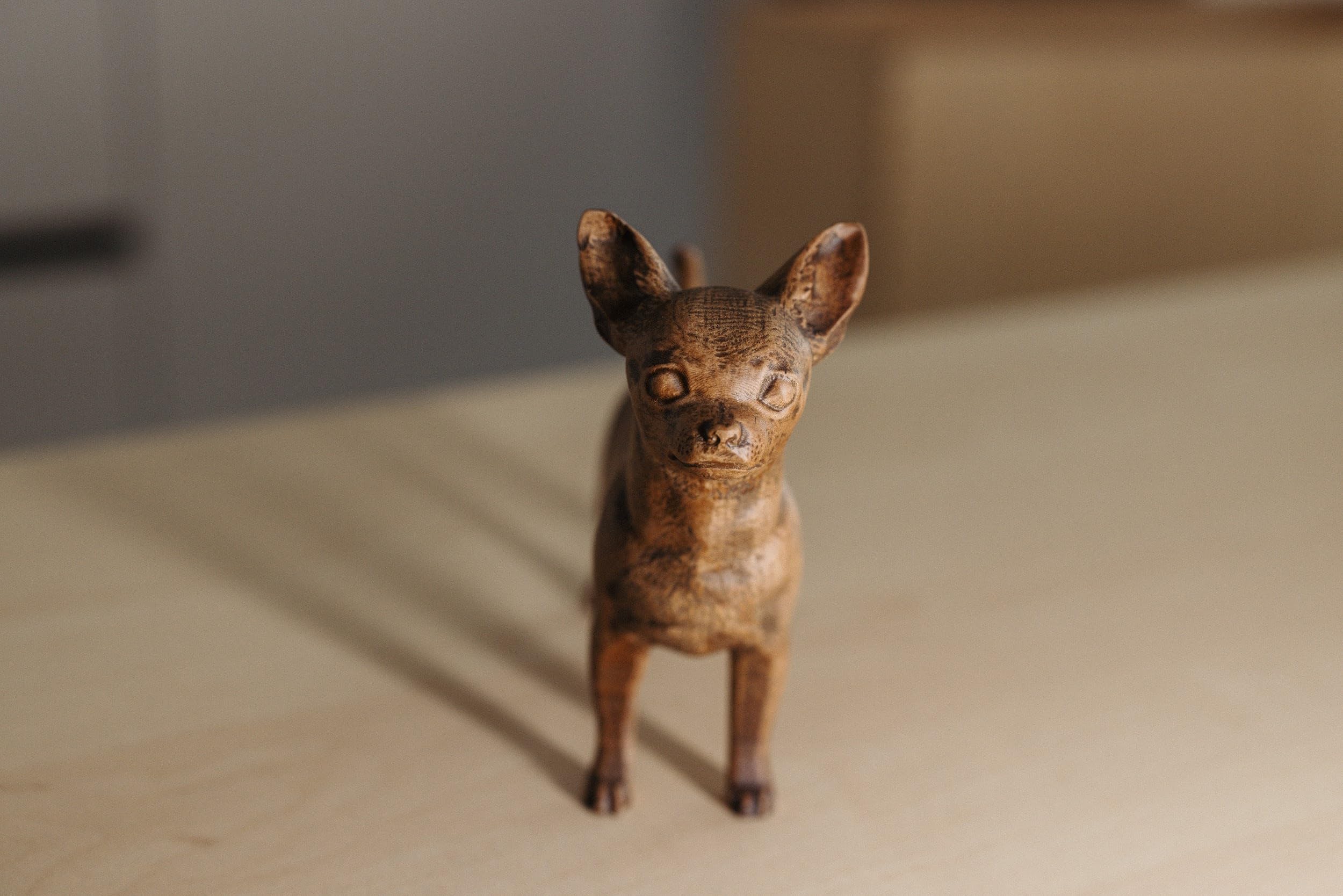 5.91" Chihuahua Wooden Dog Figurine – Realistic Animal Sculpture, Artisan Carved Statue, Unique Home Décor Ornament and Thoughtful Gift for Dog Breed Fans