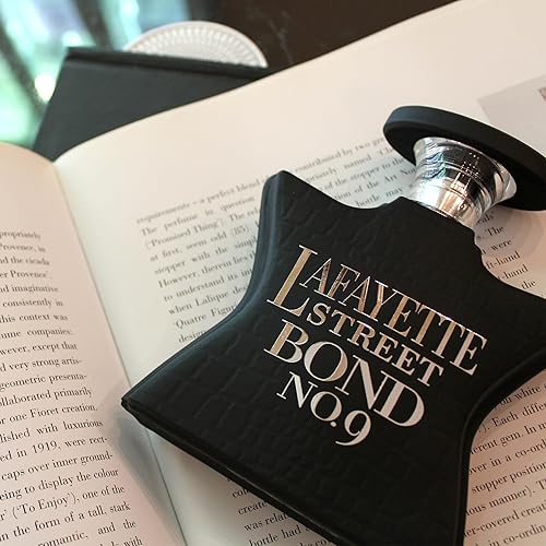 Miniatura 4 de Bond No 9 Lafayette Street Eau de Parfum en aerosol 33 onzas limpio