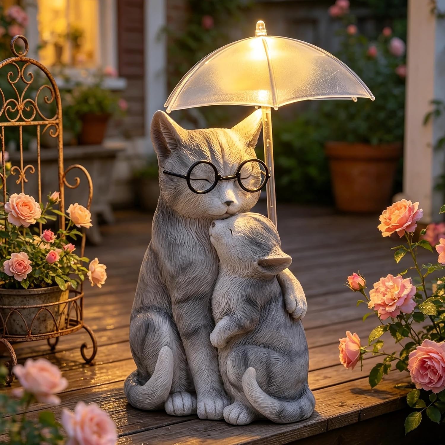 Solar Cat Statue Garden Decor, Mother and Baby Kitten with Umbrella LED Light, Loving Cat Figurines Yard Decorations Outdoor for Patio Balcony Porch Lawn Ornaments, Cat Gifts for Women Mom Grandma