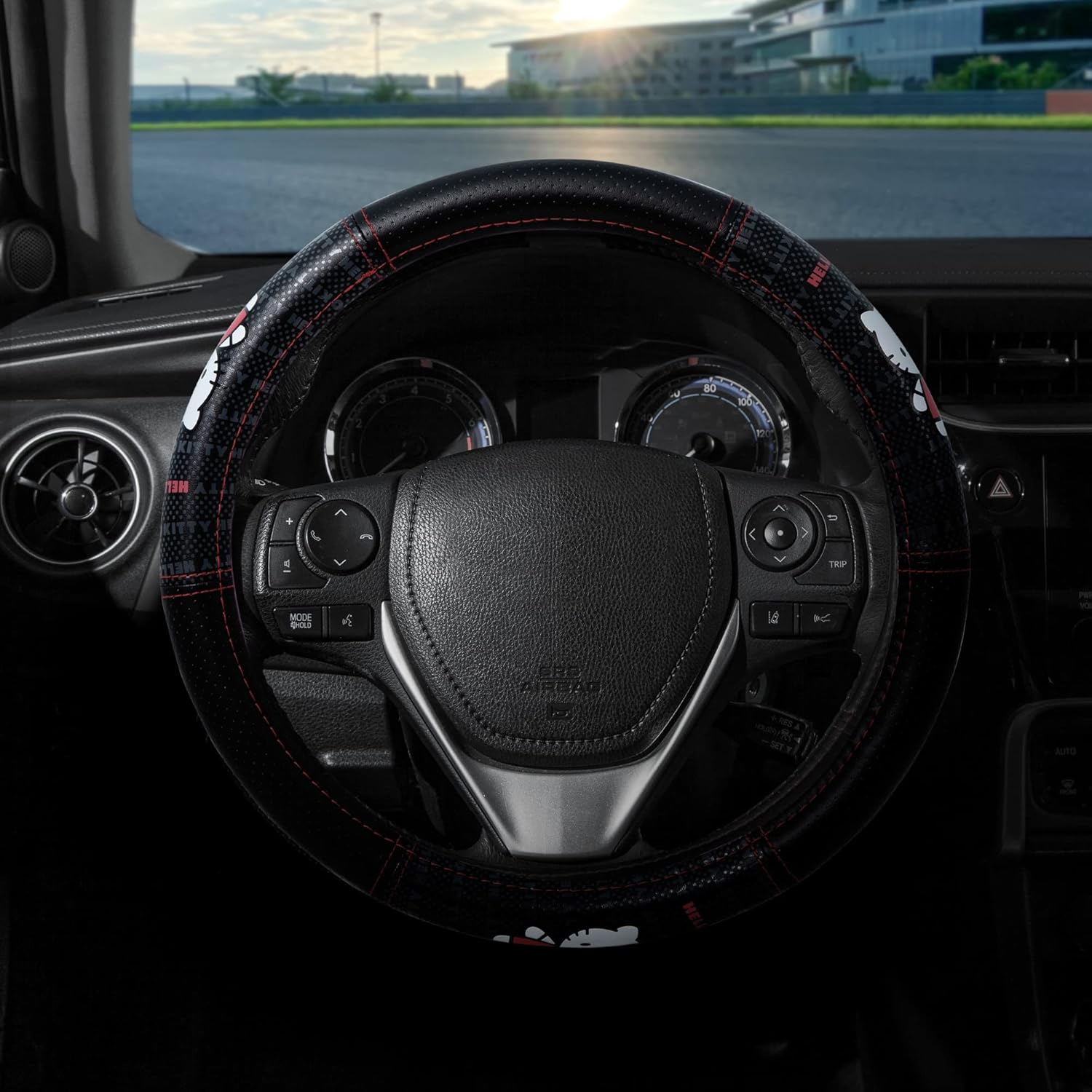 Plasticolor 006786R01 Hello Kitty Core Waving Speed Grip Steering Wheel Cover - Image 4