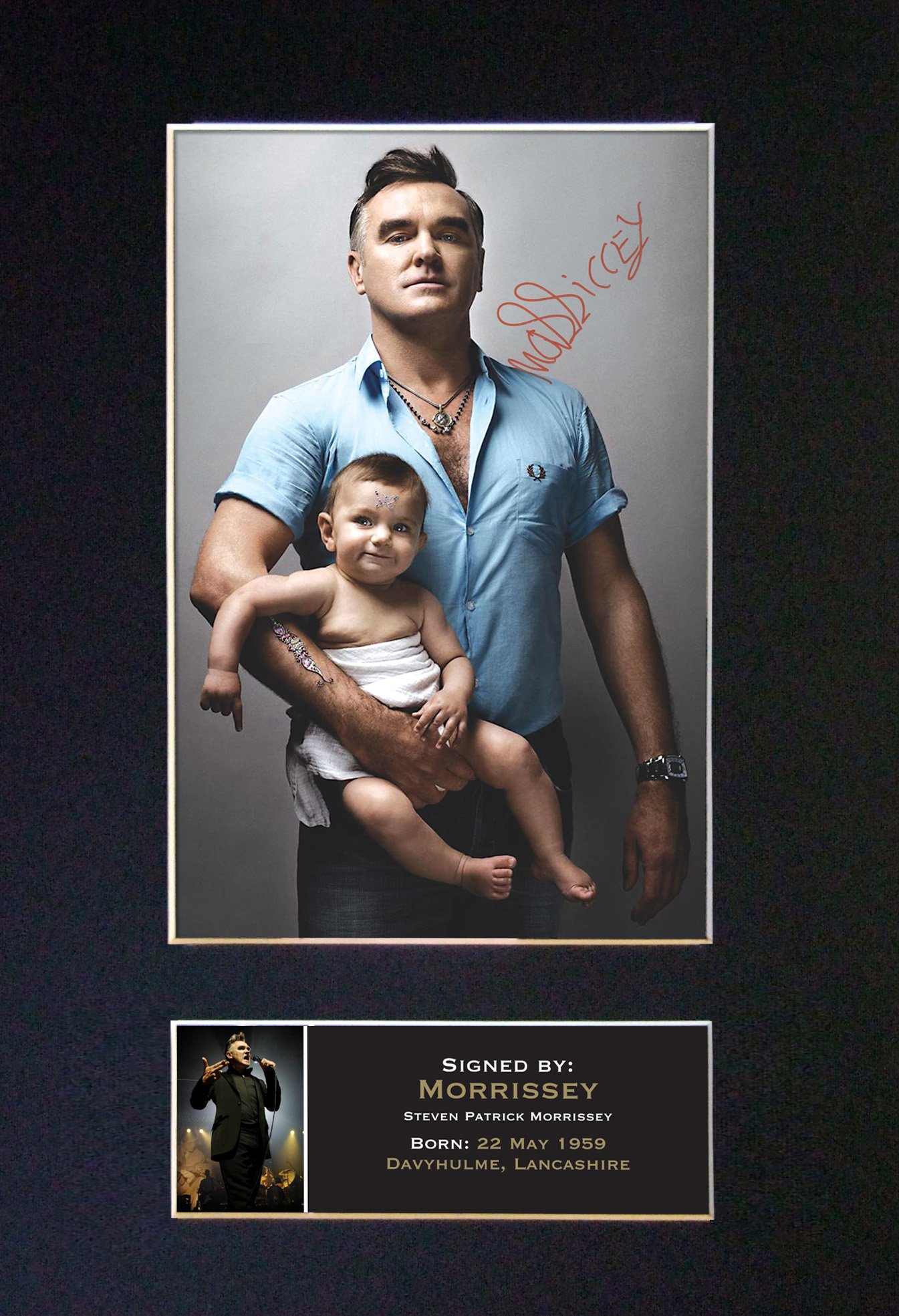 The Autograph Collector Gold,Black Morrissey Signed Autograph Mounted Photo Reproduction Print A4 Rare (297 X 210Mm) #164 (Mount & Print (Not Framed))