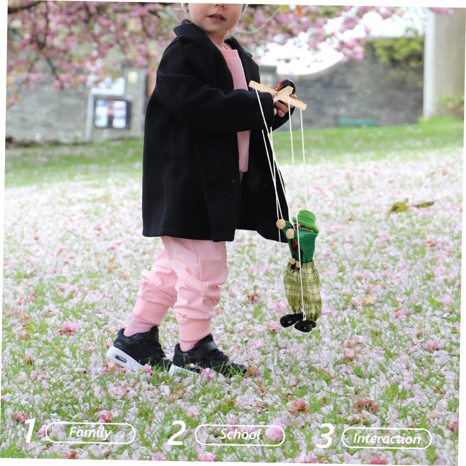 Marionnettes à Fils pour Garçon et Filles en Bois Design Pirate Drôle Jouets de Marionnettes Réutilisables et Confortables et Jeu Interactif Style Aléatoire
