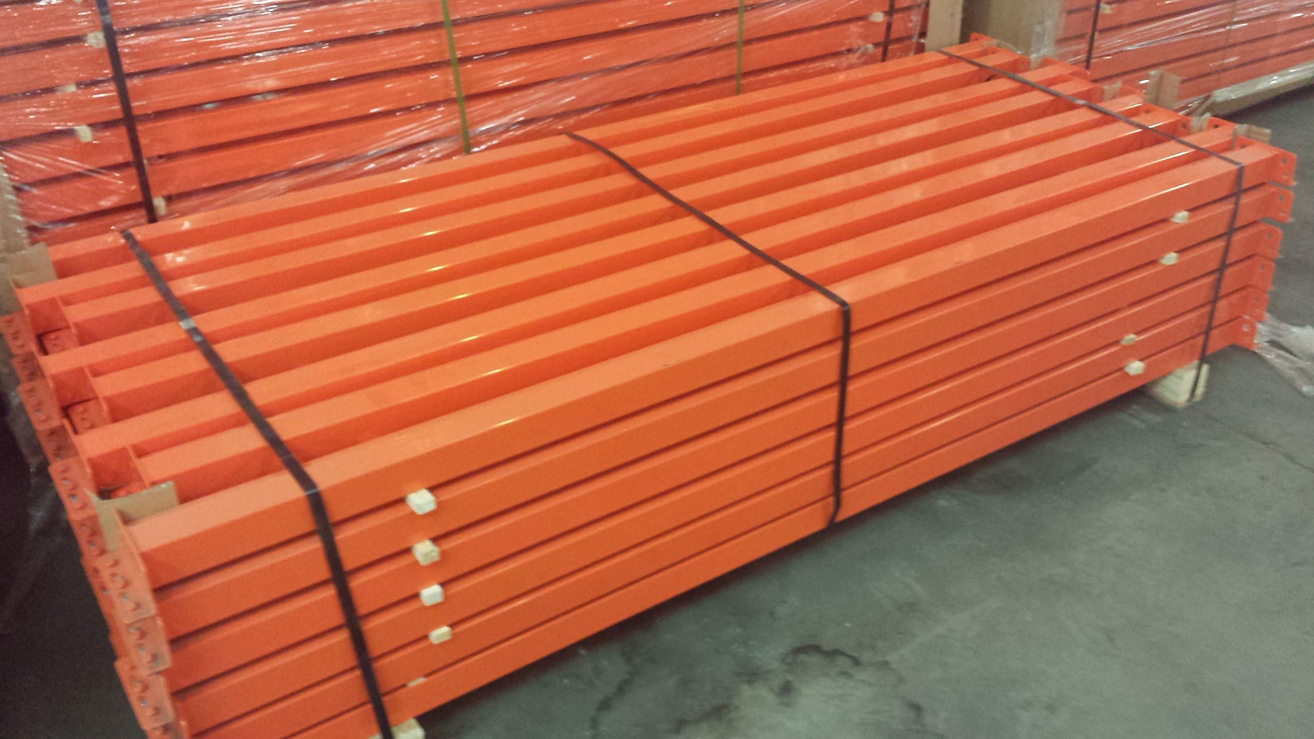 Pallet Racks - SJF Teardrop Beams - 96"L x 4" H, 5030# cap.