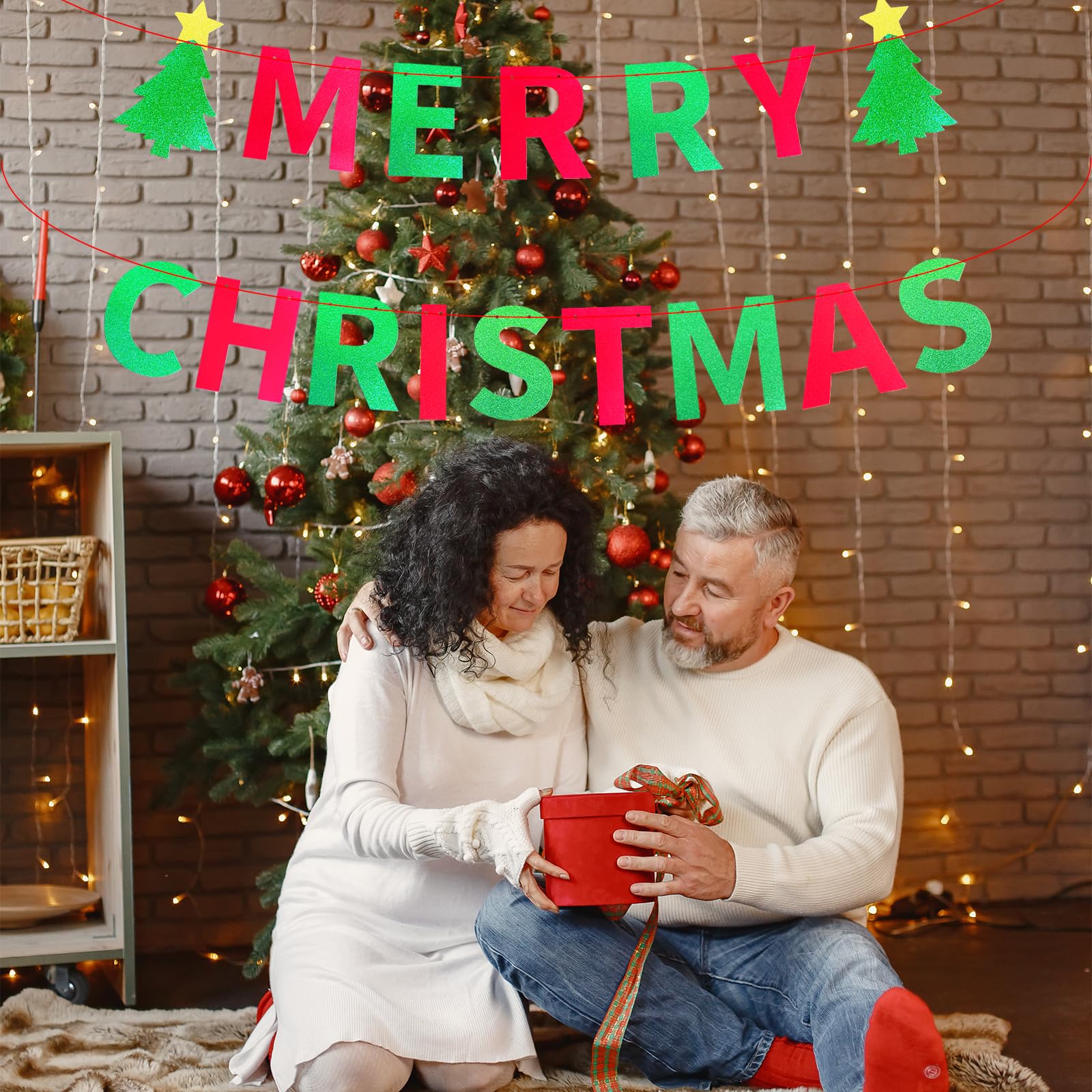 Cartel de fiesta de Feliz Navidad, guirnalda de letras rojas y verdes con purpurina con recortes de árbol de Navidad, divertida decoración para colgar en la pared para vacaciones, oficina, suministros