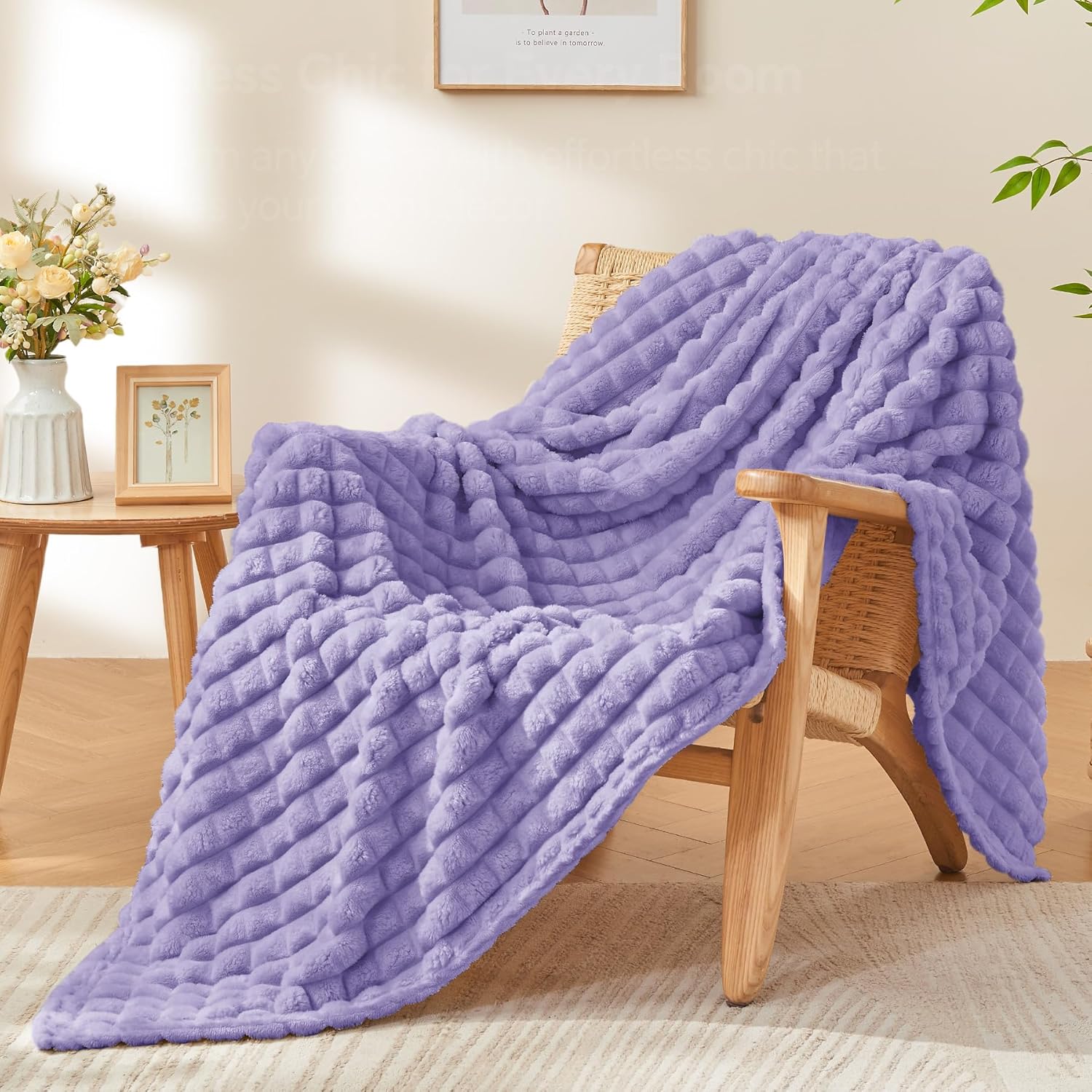 BEDELITE Lavender Throw Blanket Twin Size for Bed- Super Soft and Warm 3D Checkered Fluffy Fuzzy Fleece Blanket, Luxurious Plush Cozy Blanket for Room Decor Fall and Winter, 60x80 inches