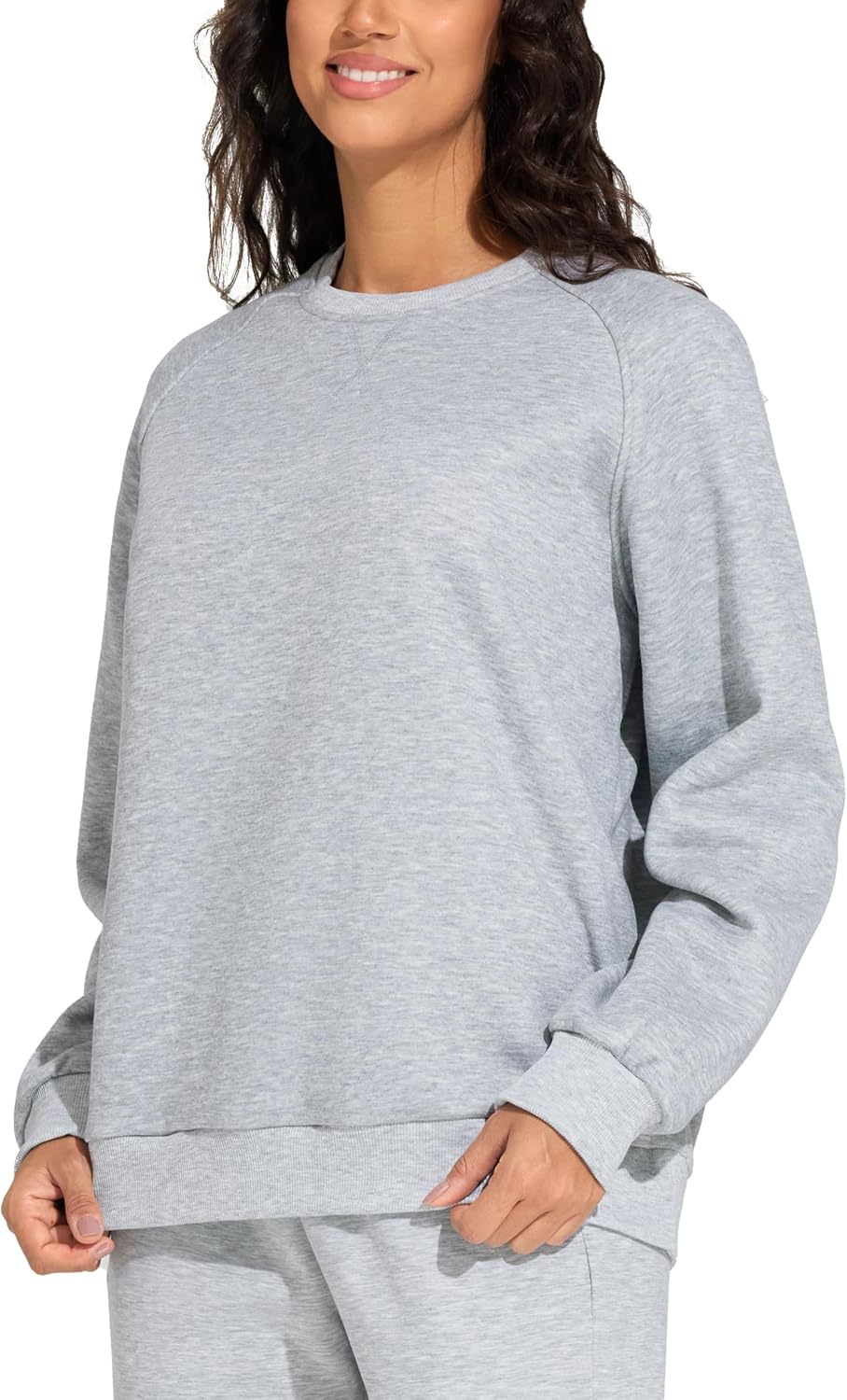 THE GYM PEOPLE Women's Long Sleeves Fleece Sweatshirts Loose Fit Crewneck Workout Casual Pullover Tops