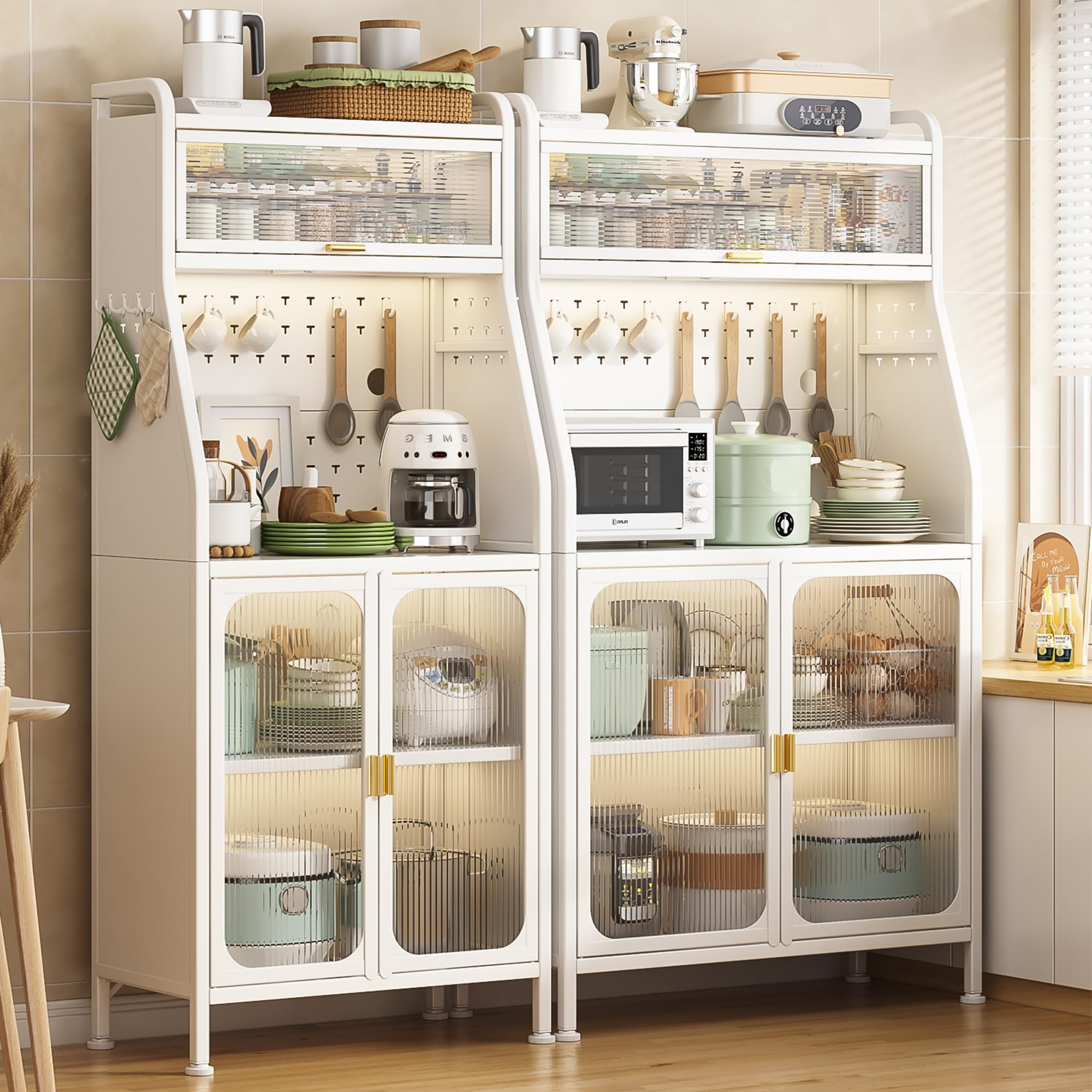 Fiutazge Largo 66 cm Credenza Cucina Alta con Ante in Acrilico,Mobile Cucina con Ripiani Regolabili,Ruote e Foro Passacavi,Credenza Soggiorno Montaggio Senza Attrezzi per Pranzo Ingresso-Bianco