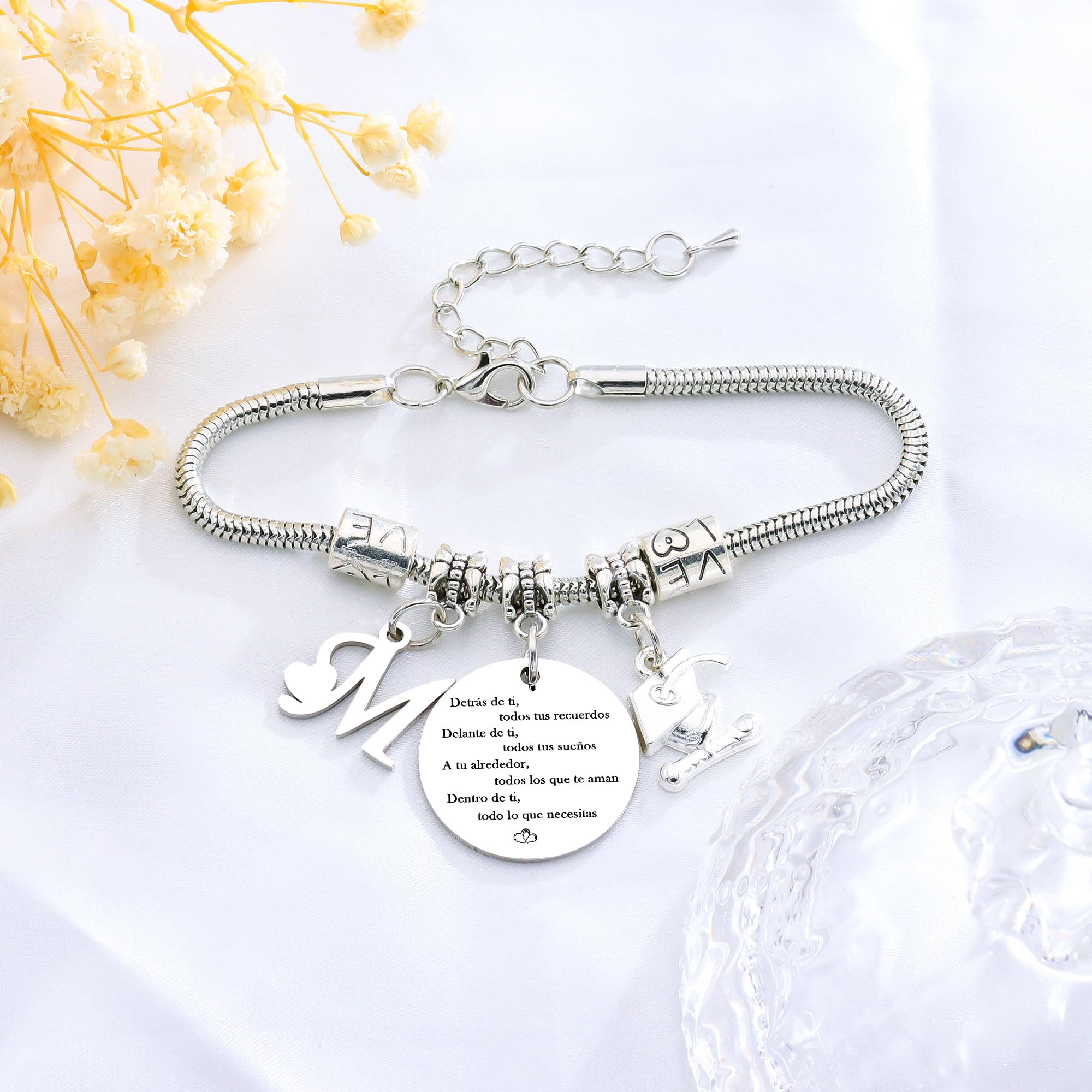 Pulsera con Iniciales Inspiradoras para la Graduación Regalo de Graduación Pulsera Niñas y Mujeres, Ideal para Celebrar a Amigas Hermanas Hijas Compañeras y Estudiantes
