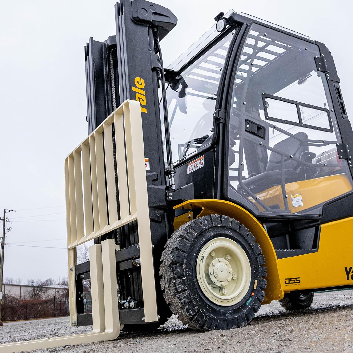 Polycarbonate Forklift Windshield – Fits Select Yale & Hyster Models (84–86” OHG) – Scratch Resistant, Clear Visibility