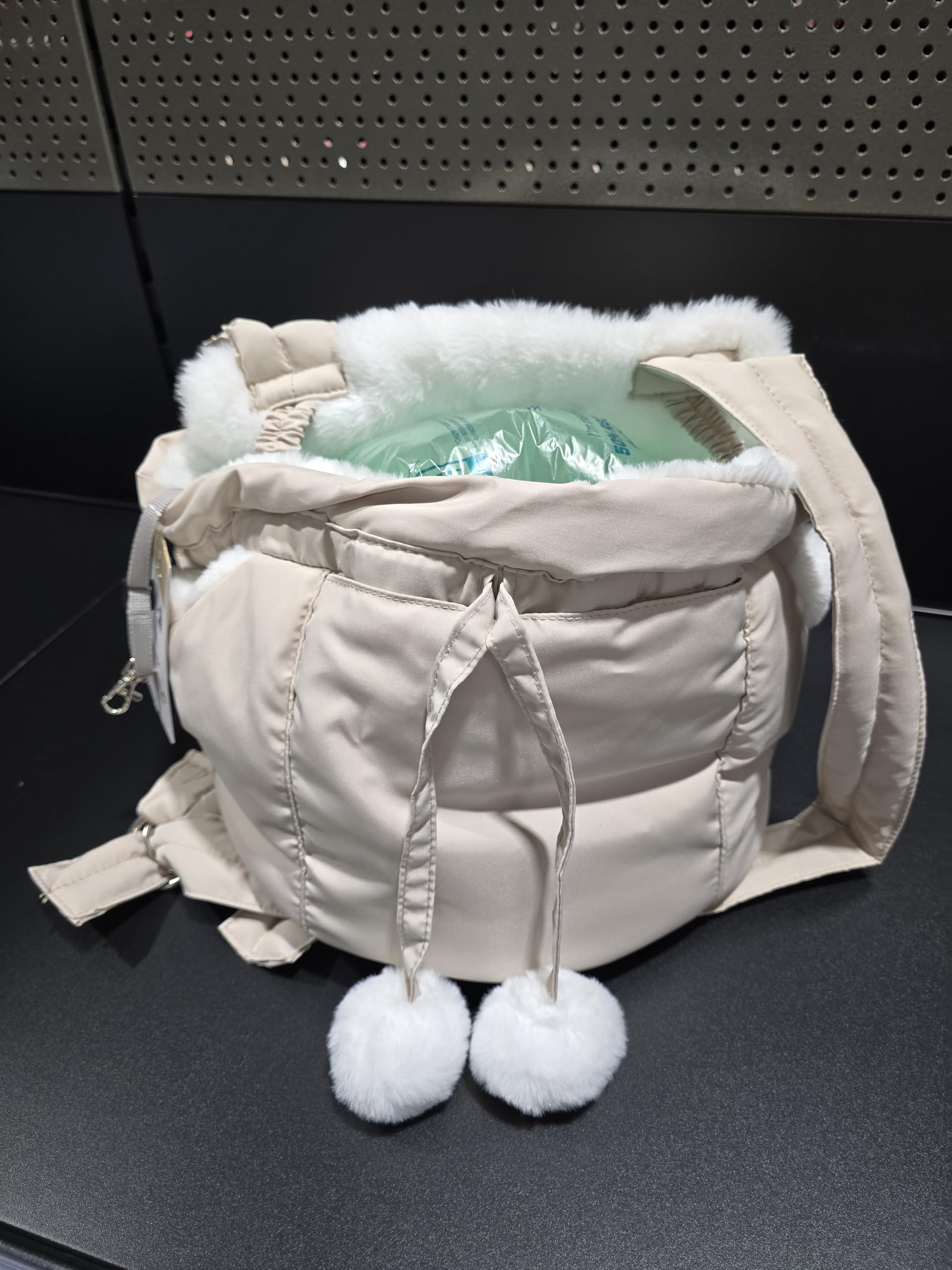 Sac de Transport Chat – Chien – Flamingo Cuddi Beige – 32×22×25 cm – Polyester + Peluche – Lavable – Sangle sécurité – Poches Mains-Chaudes – Sangles réglables
