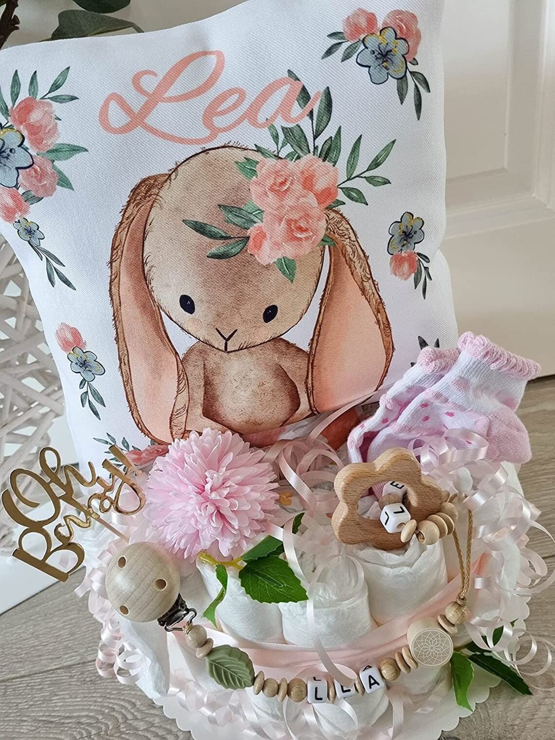Windeltorte mit Name - Kuschelkissen Hase I Geschenk, Babyparty, Geburt oder Taufe + gratis Grußkärtchen