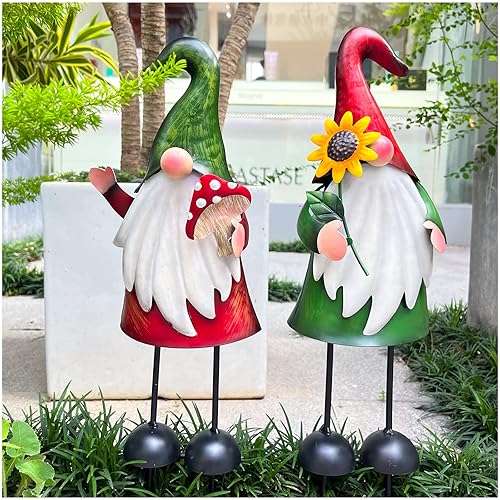 HONGLAND Metal Gnome Yard Art Outdoor Gnomes Garden Statue 18