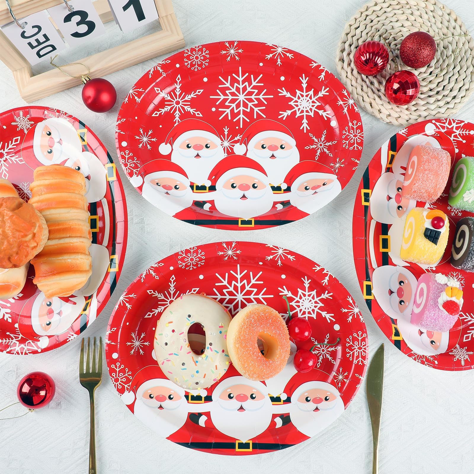 Lonfliness 50 platos de papel ovalados de Navidad, suministros de fiesta de Navidad, Papá Noel, copo de nieve, juego de vajilla de invierno, vacaciones, cena, postre, decoración para niños y niñas