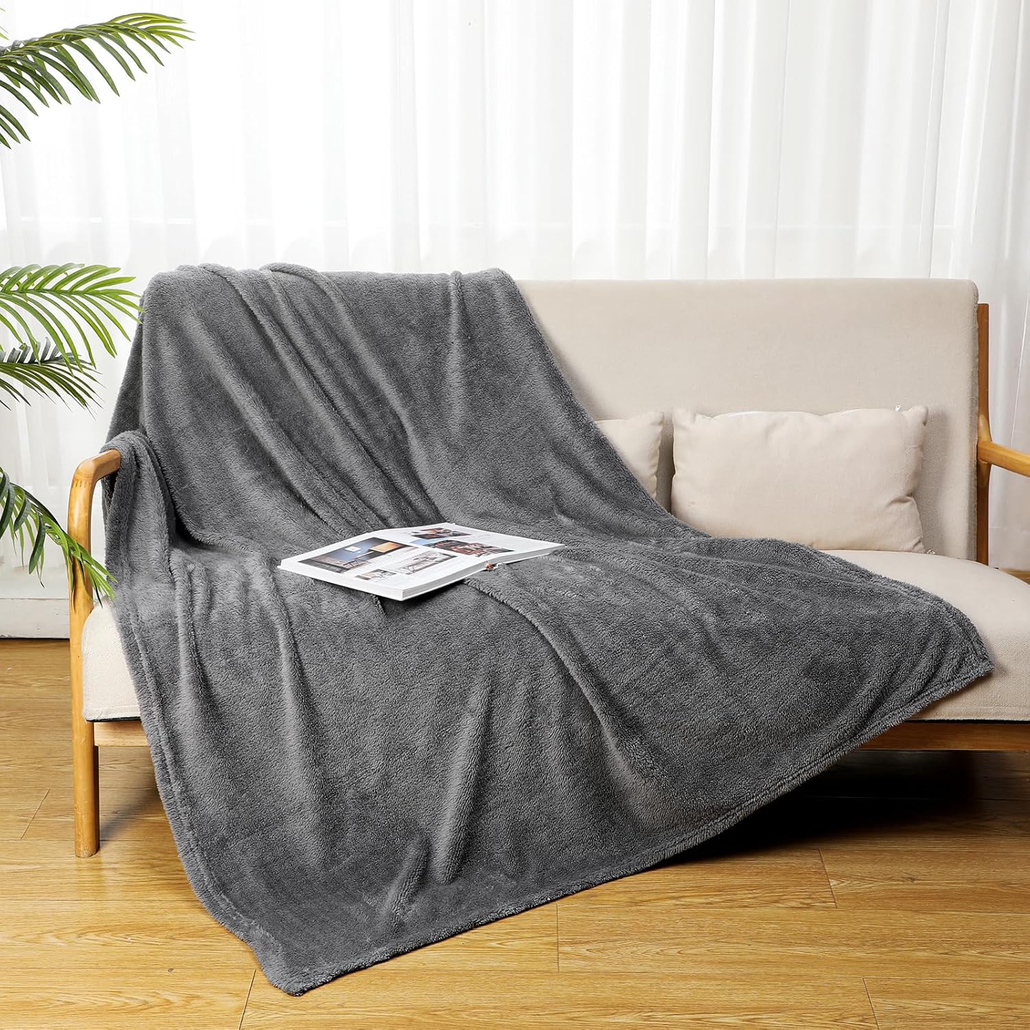 Tinideya 6 Pack Sherpa Fleece Throw Blankets Bulk 50"x 60" Soft Plush Wedding Throw Blankets for Couch Sofa Spa Sleepover Party Favor Supplies Travel Guest Room Home Decor (Gray) - Image 4