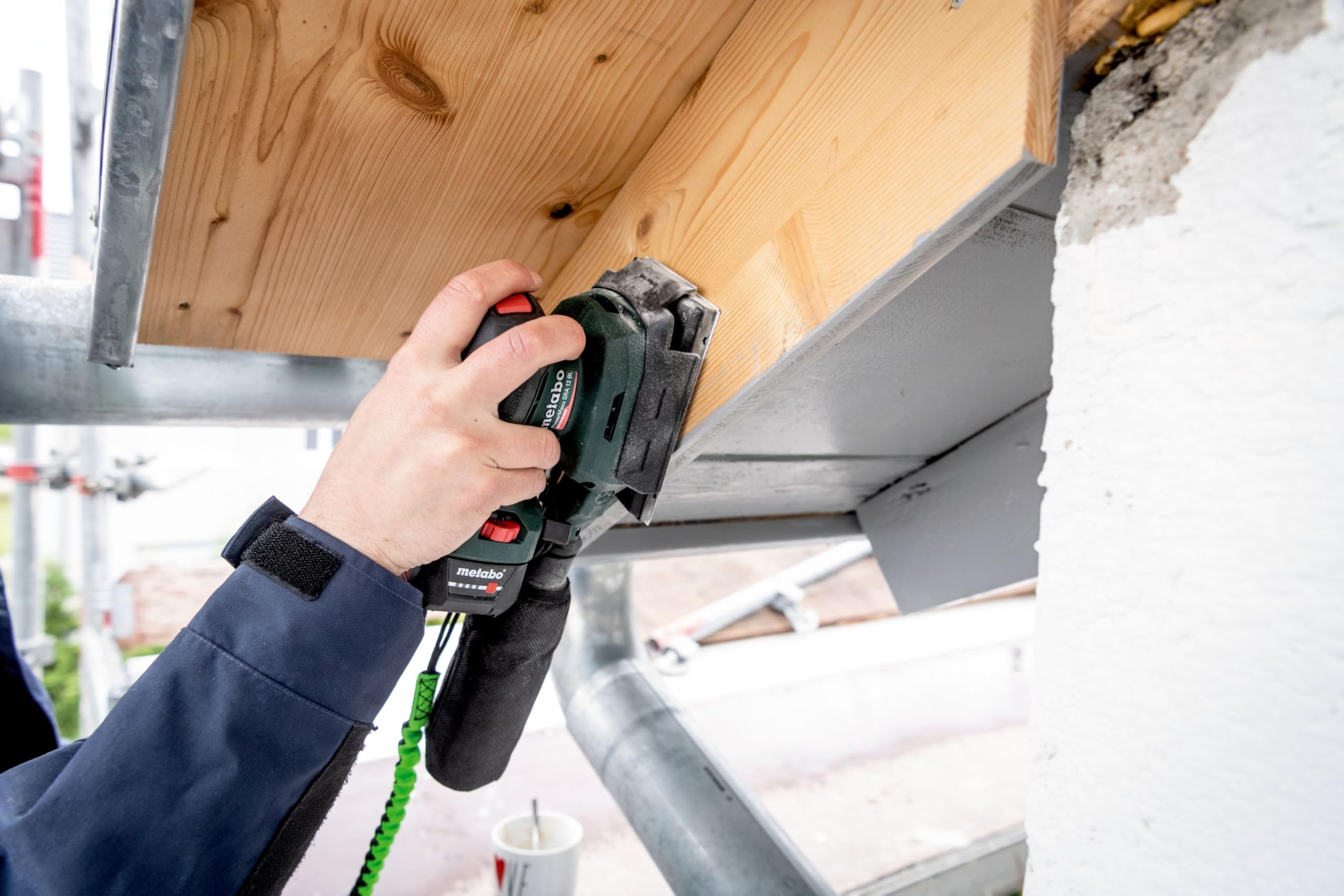 metabo Akku-Sander PowerMaxx SRA 12 BL - 12 V, 80 x 133 mm Schleifplatte - Brushless-Motor, kompakt & leicht, Drehzahlregelung, Staubbeutel, Softgrip, ideal für Holz & Metall - Inkl. Zubehör & metaBOX