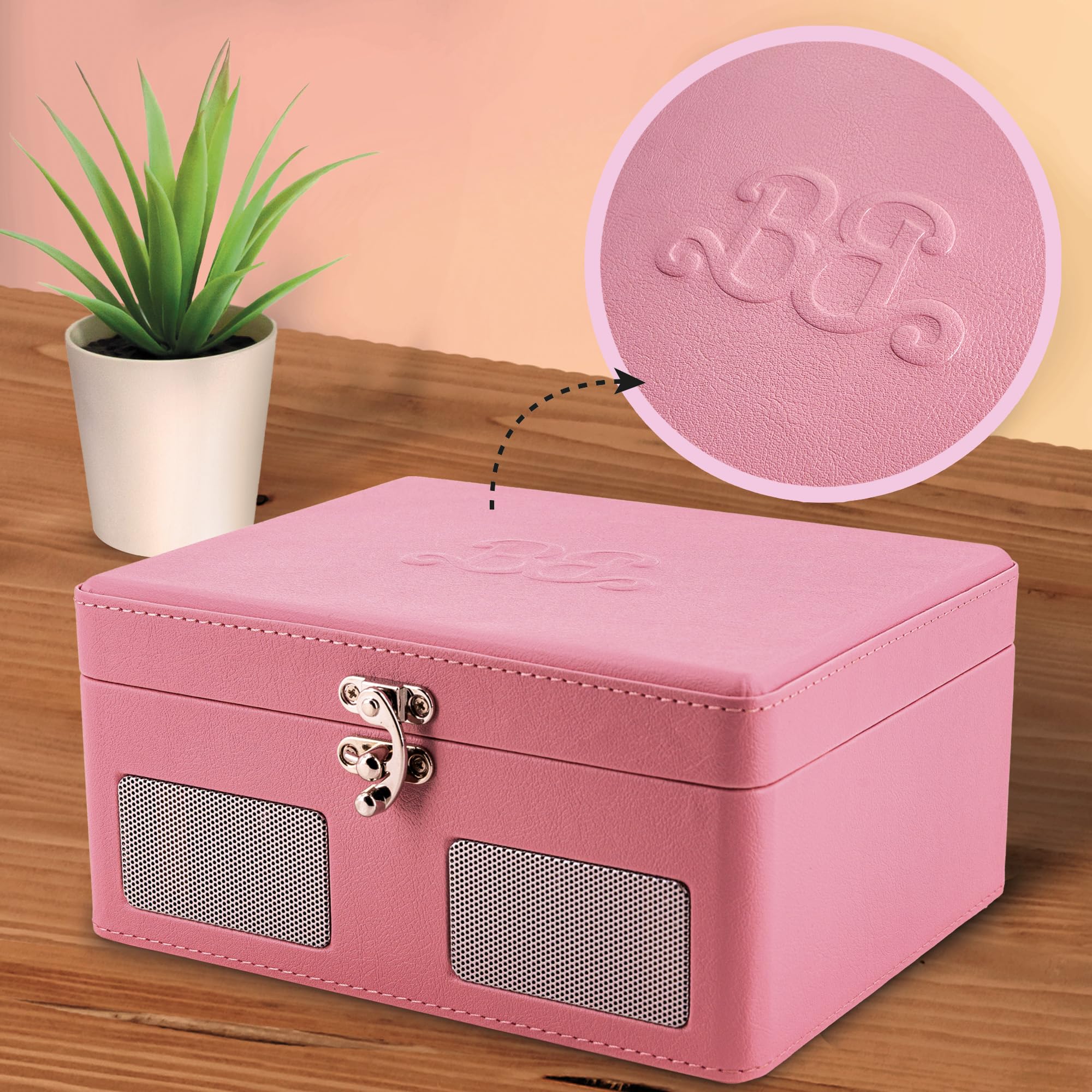 Lisciani, BARBIE Portable CD Player for Teenage Girls From 12 Years, Retro Design Inspired by Phonographs - Image 3