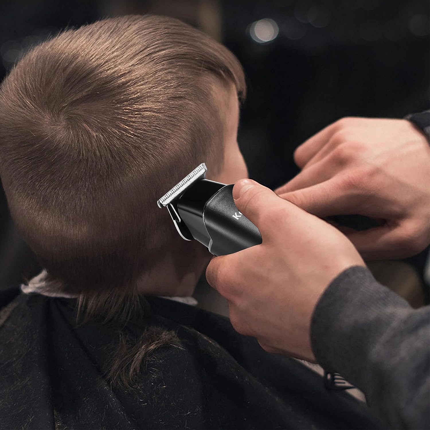 KEMEI KM-1113 Trimmer Charging Illustration