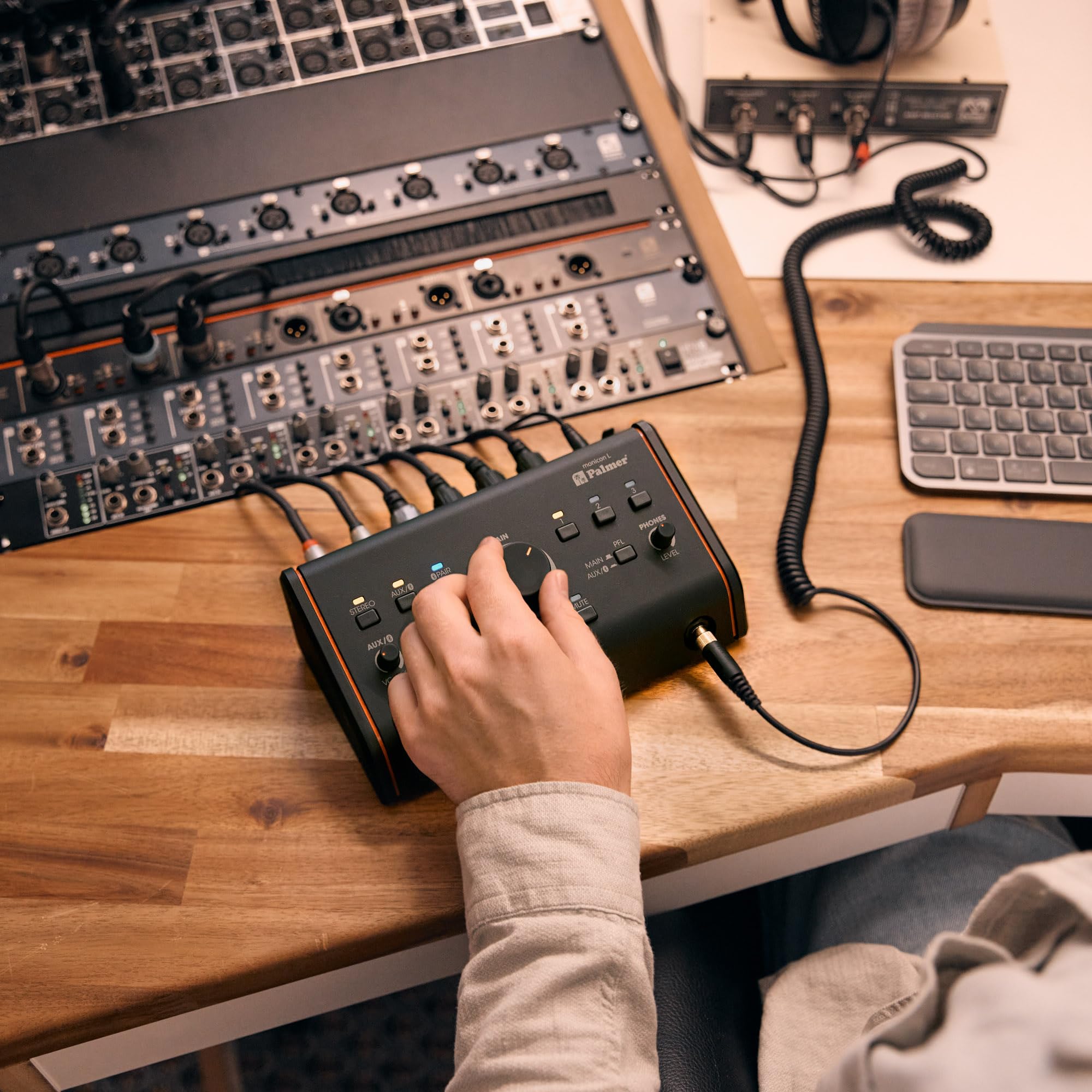 Palmer MONICON L - Aktiver/passiver Studiomonitor-Controller schwarz