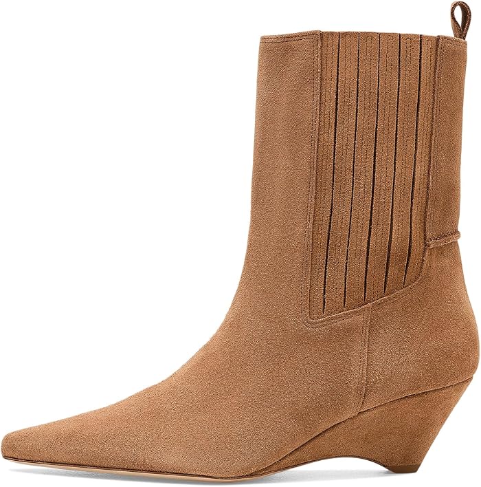 Женские ботинки Cinq à Sept Parker Curved Wedge Suede Chelsea, цвет: Коричневый — фото 2