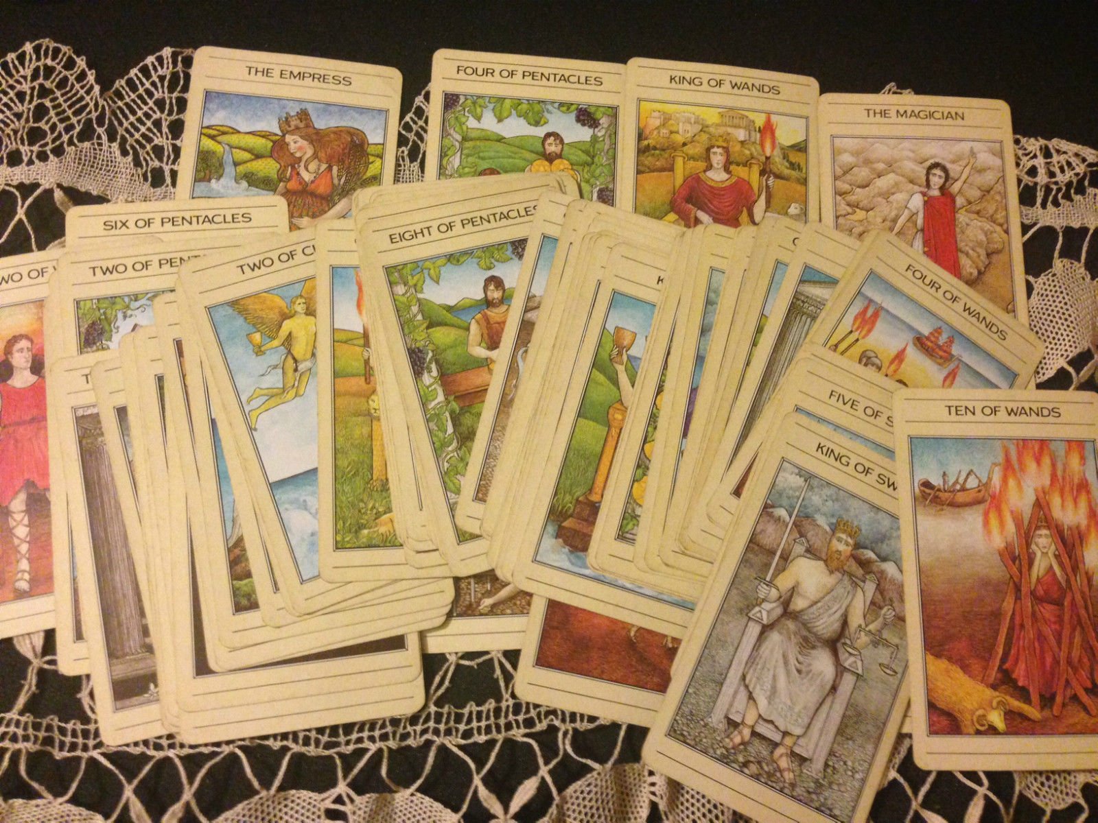 Amazon.com : The Mythic Tarot CARD SET 1986 (78 cards) Liz