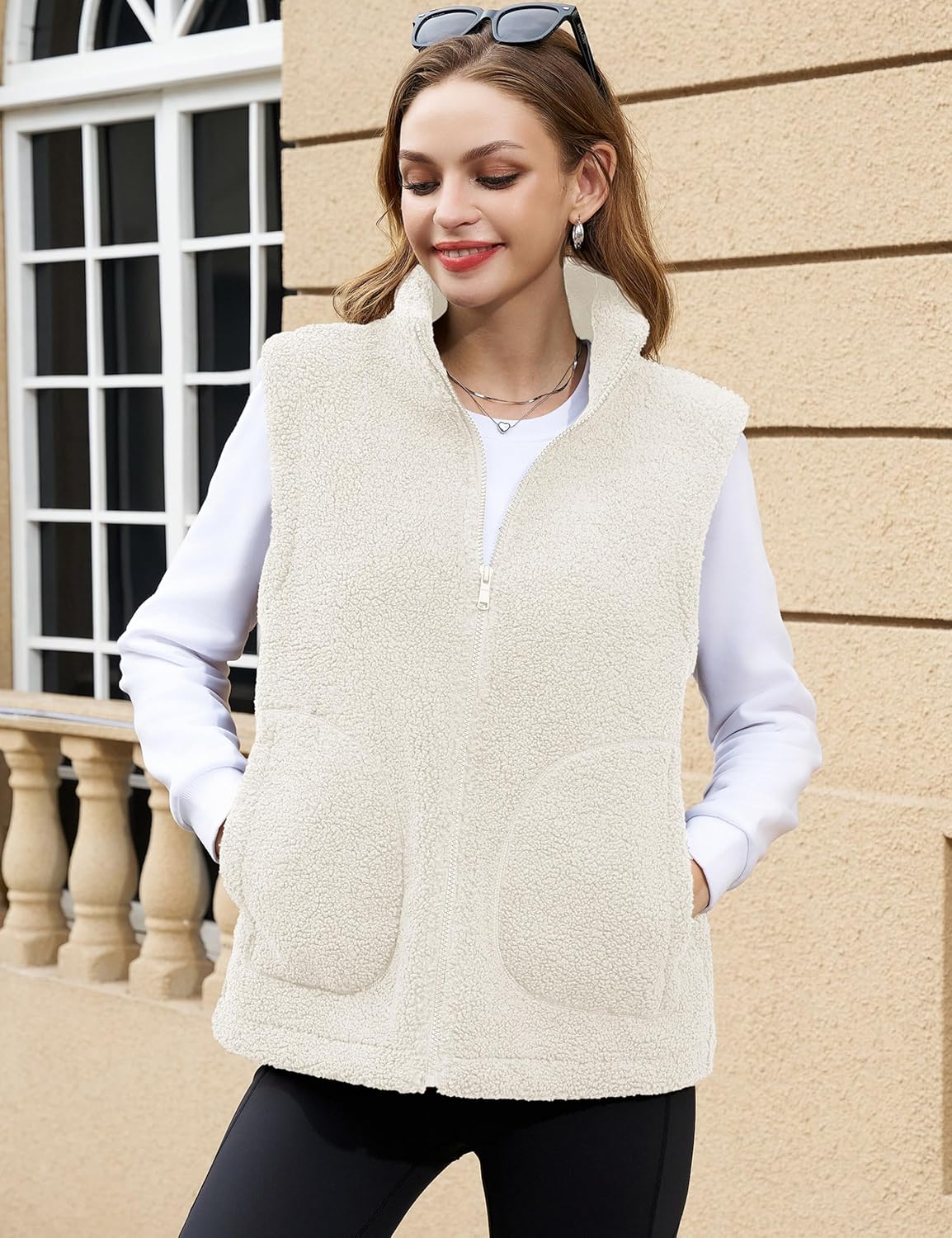 YUCOLEN Sherpa Fleece Vest for Women Sleeveless Lightweight Zip Up Outerwear Winter Warm Vest Jacket with Pockets - Image 3