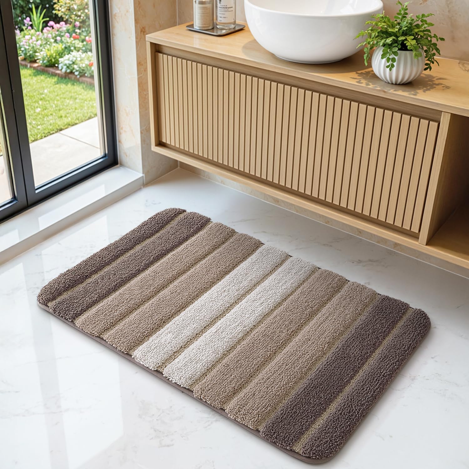 DEXI Alfombra Baño Antideslizante 50 x 80 cm, Alfombrilla Absorbente, Alfombras Lavable a Máquina con Microfibras Suaves de Agua para Bañera, Ducha, Beige