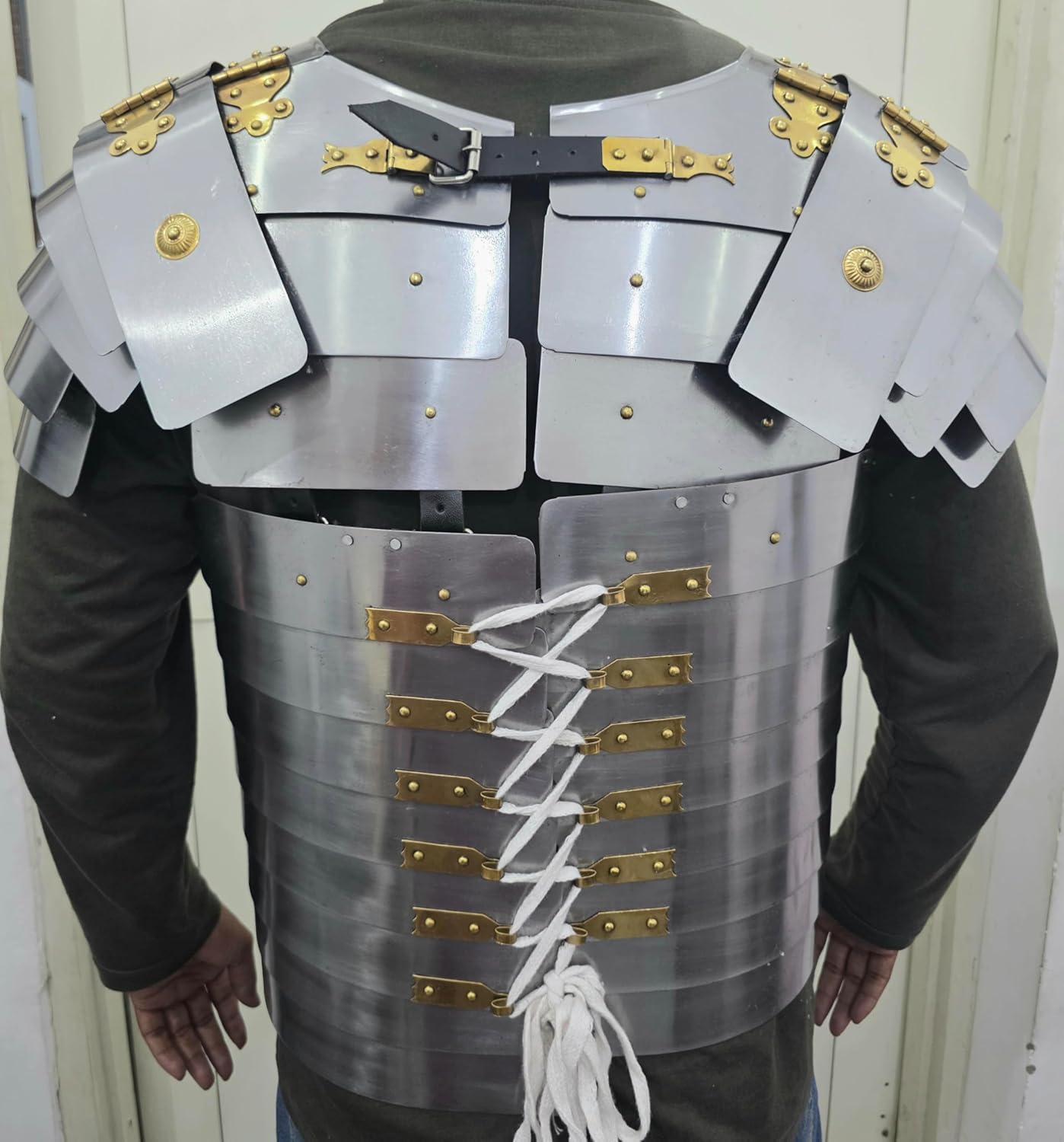 Roman Lorica Segmentata Medieval Armor Silver Plate with Brass Fittings, Fully Functional Adult Size Roman Warrior Legionary Prop Reenactment Costume