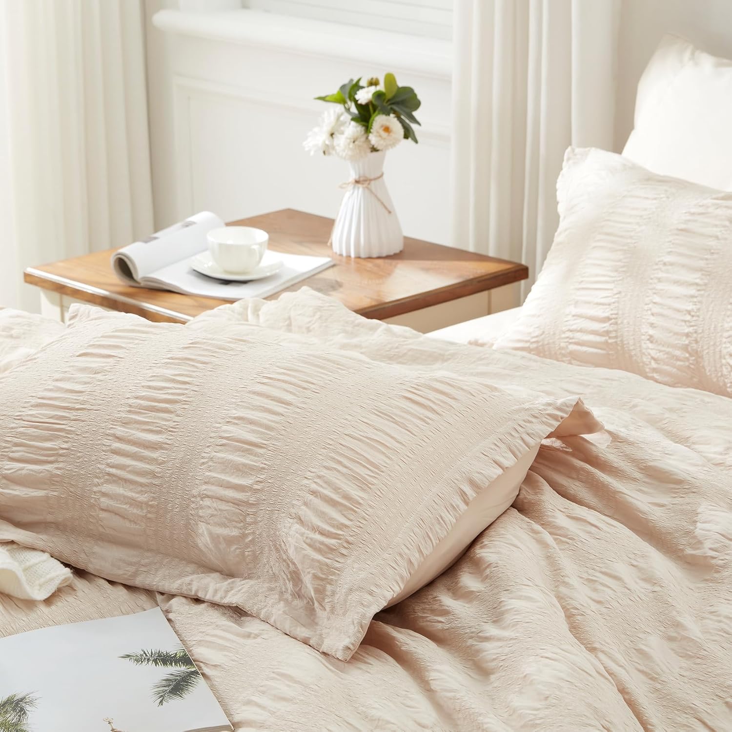 Zzlpp King Comforter Set 7 Pieces, Beige Seersucker Bed in a Bag with Comforter and Sheets, All Season Bedding Sets with 1 Comforter, 2 Pillow Shams, 2 Pillowcases, 1 Flat Sheet - Image 4