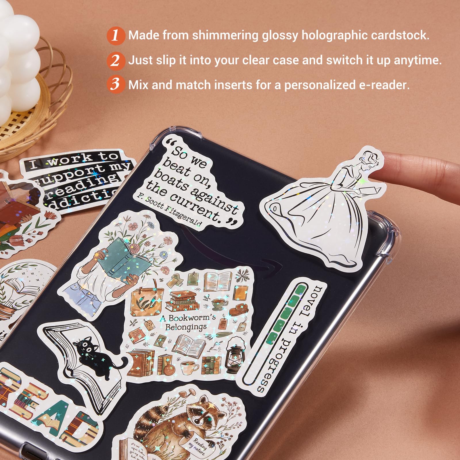 iDLEHANDS Transparente Schutzhülle für 17,8 cm E-Reader – mit 50 Stück Scrapbook-Aufklebern, 6 Einlagen aus Karton, 1 Charm, nicht kompatibel mit Kobo Clara