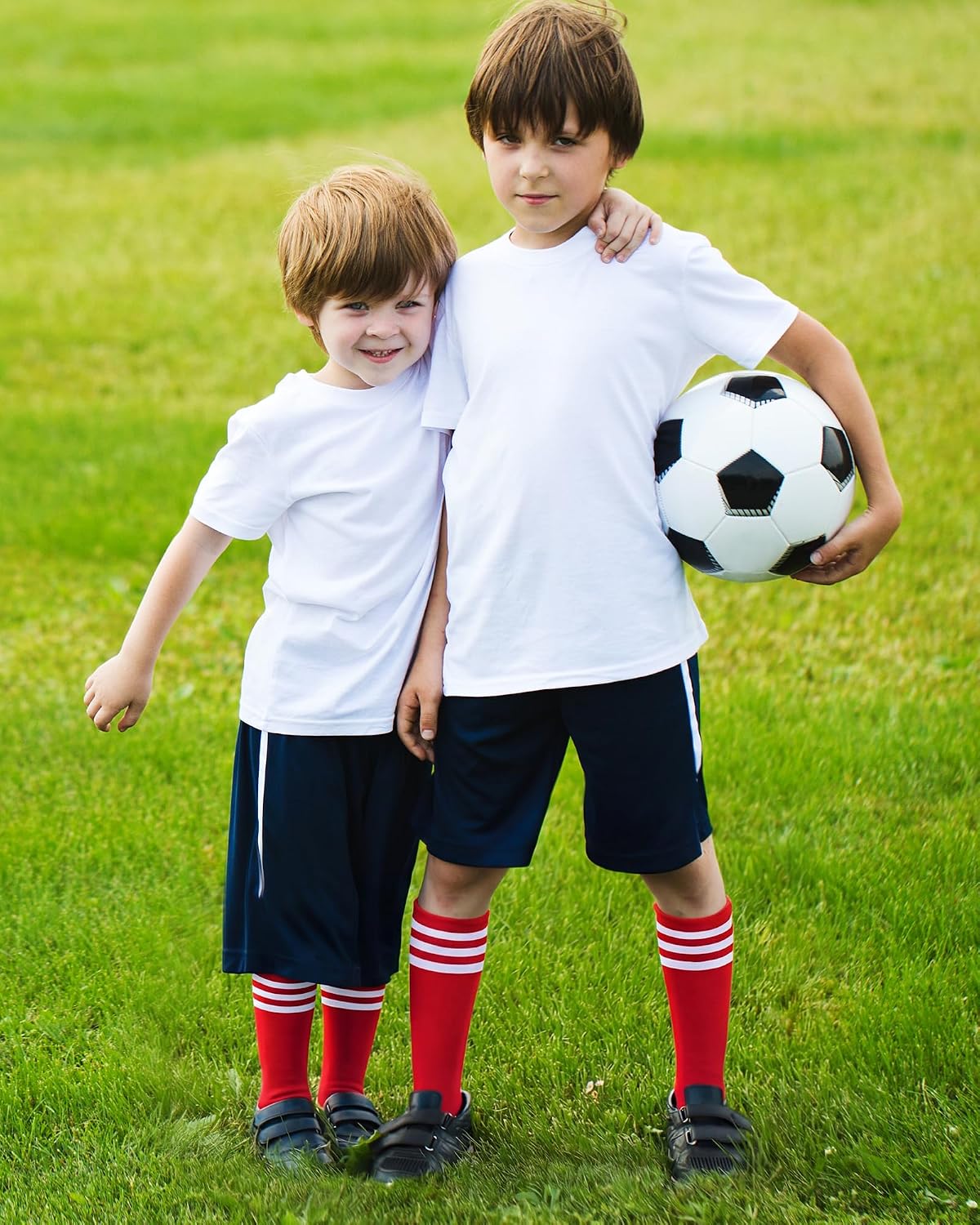 HONGTEYA Kids Soccer Socks Knee High Youth Uniform Socks Striped Boys Girls Baseball Football Athletic